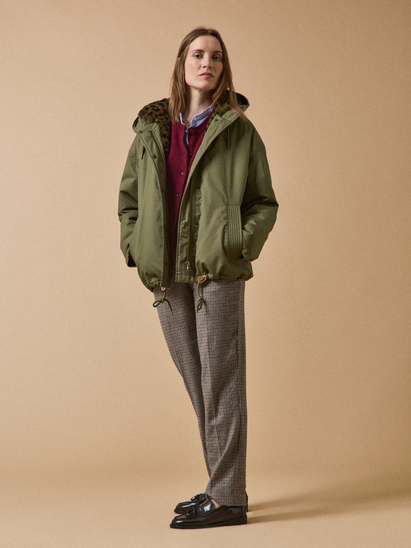 Kurzer Damen-Parka mit Webpelz-Futter
