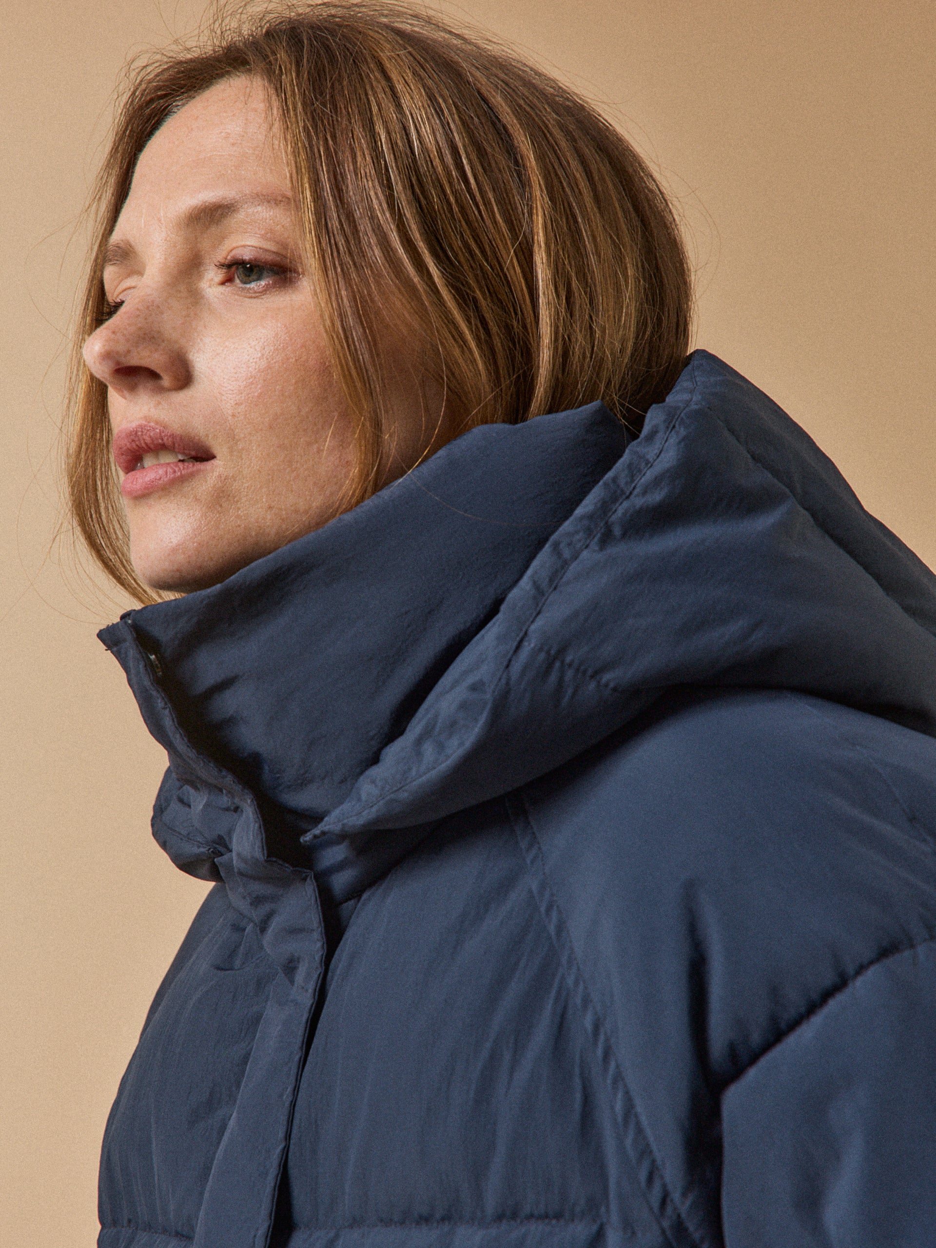 Wattierte Damen-Daunenjacke