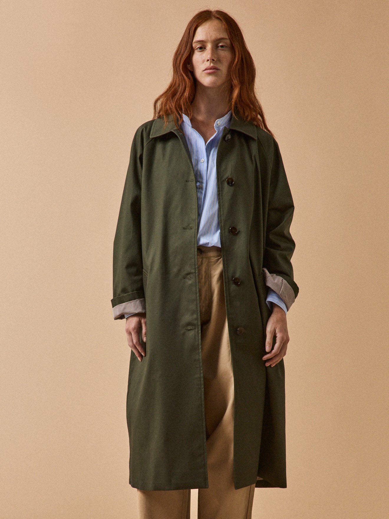 Gerader Damen-Trenchcoat aus Baumwolle