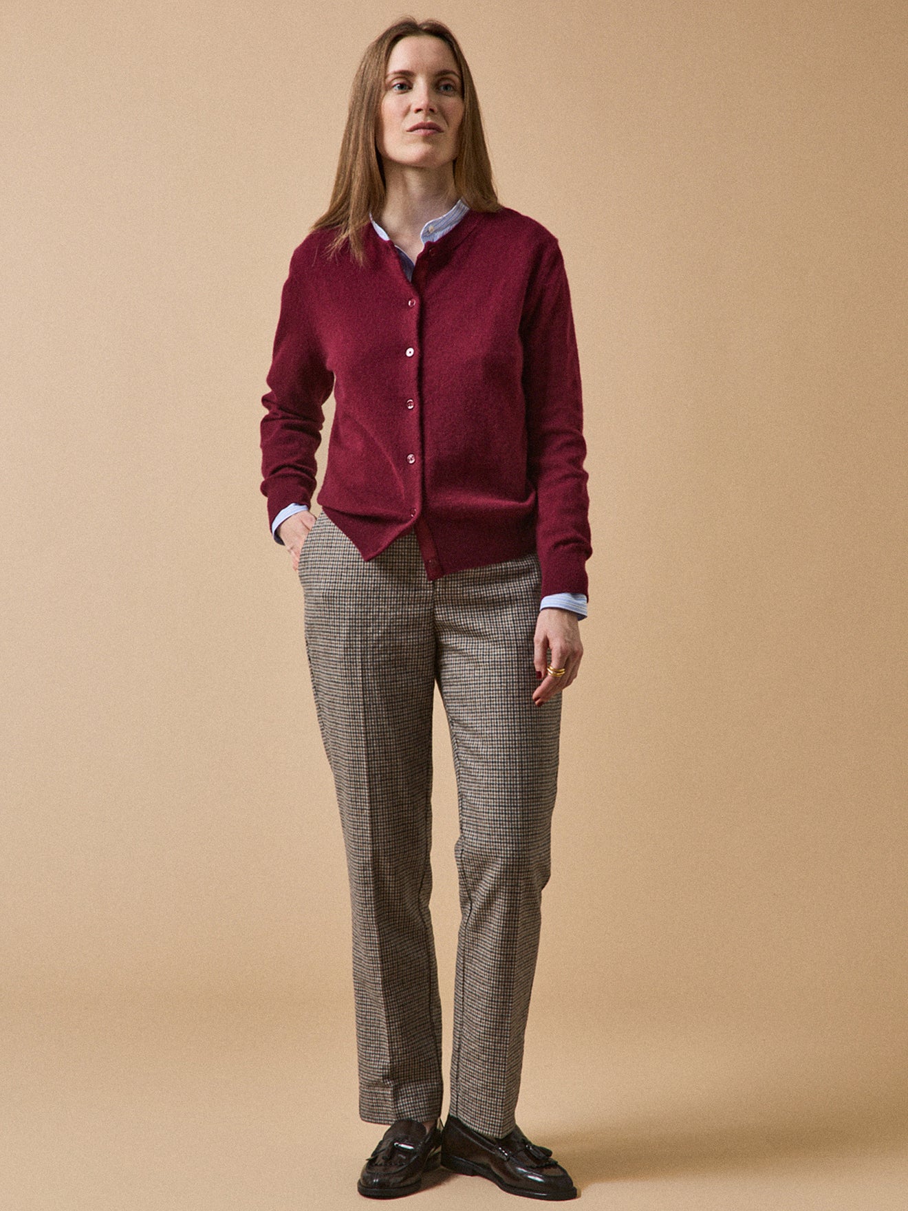 Geknöpfter Damen-Cardigan - Cashmere-Kollektion