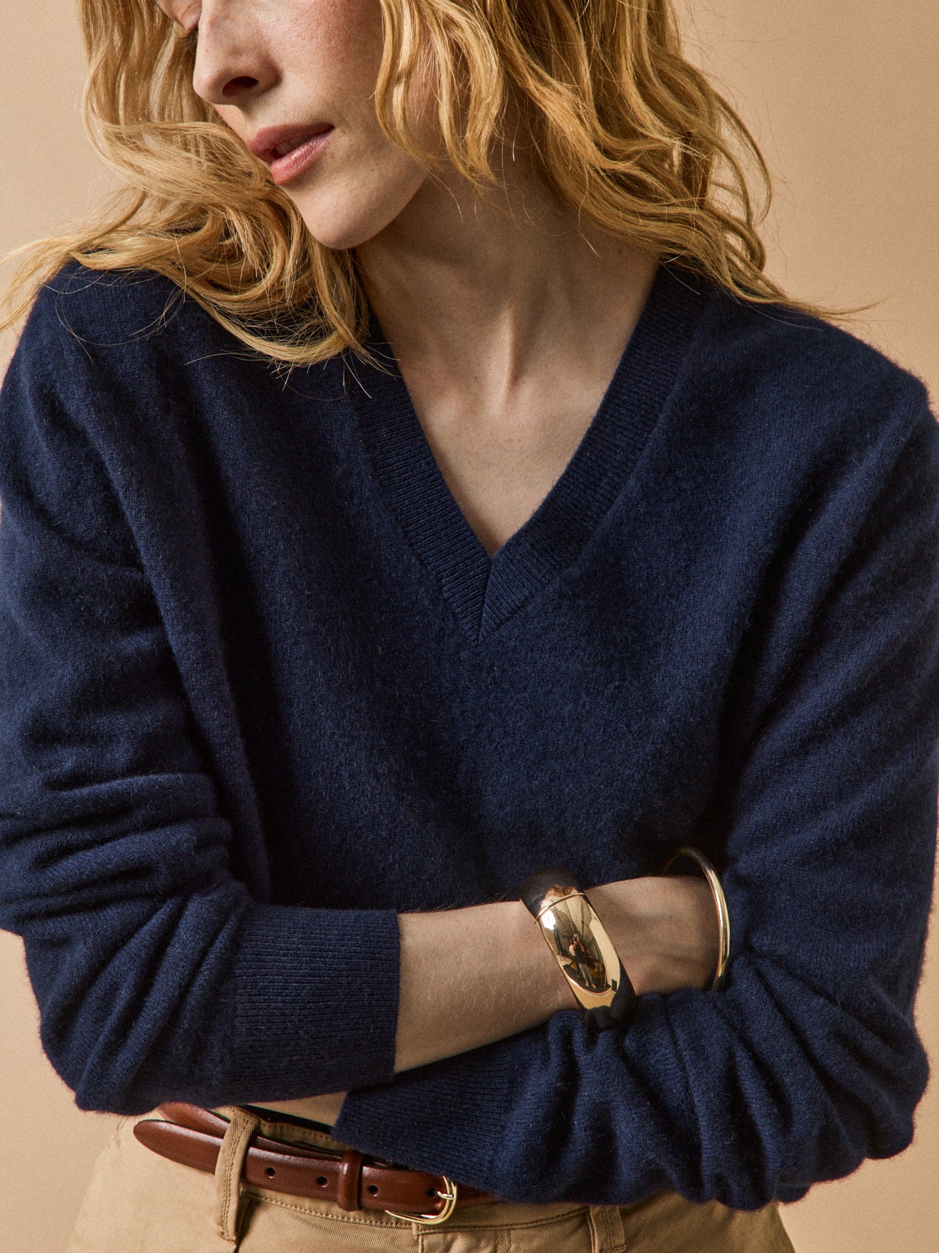 Damenpullover mit V-Ausschnitt - Cashmere-Kollektion