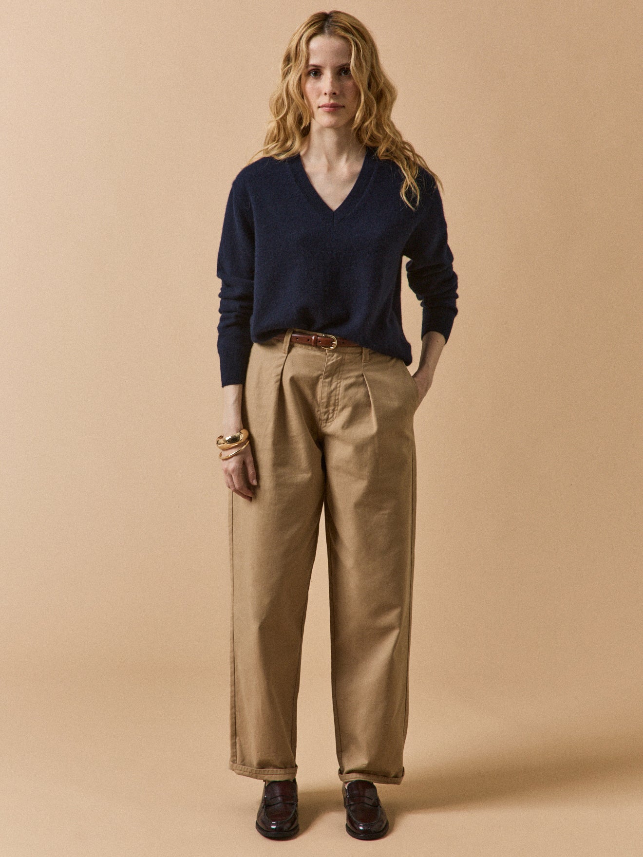 Damenpullover mit V-Ausschnitt - Cashmere-Kollektion