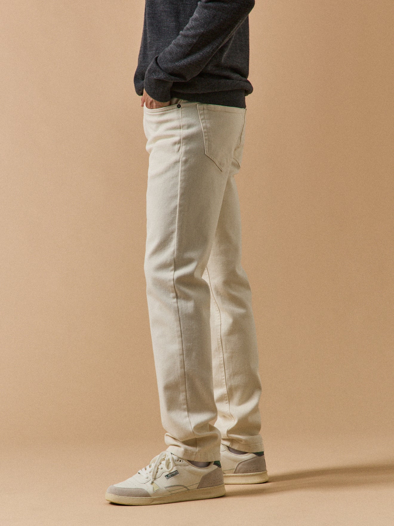 Herren-Jeans, regular, in Ecru aus Bio-Baumwolle