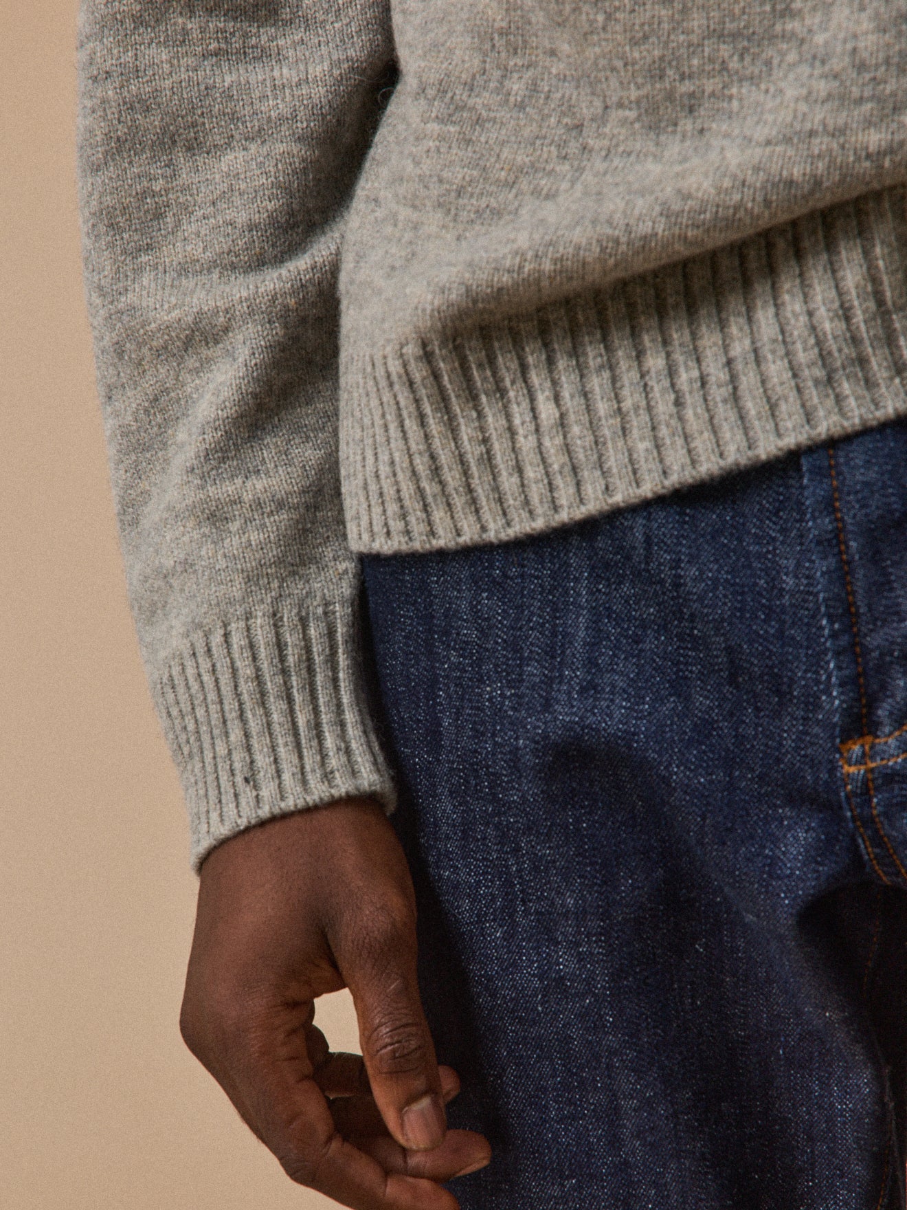 Herren-Pullover mit Stehkragen und Reißverschluss