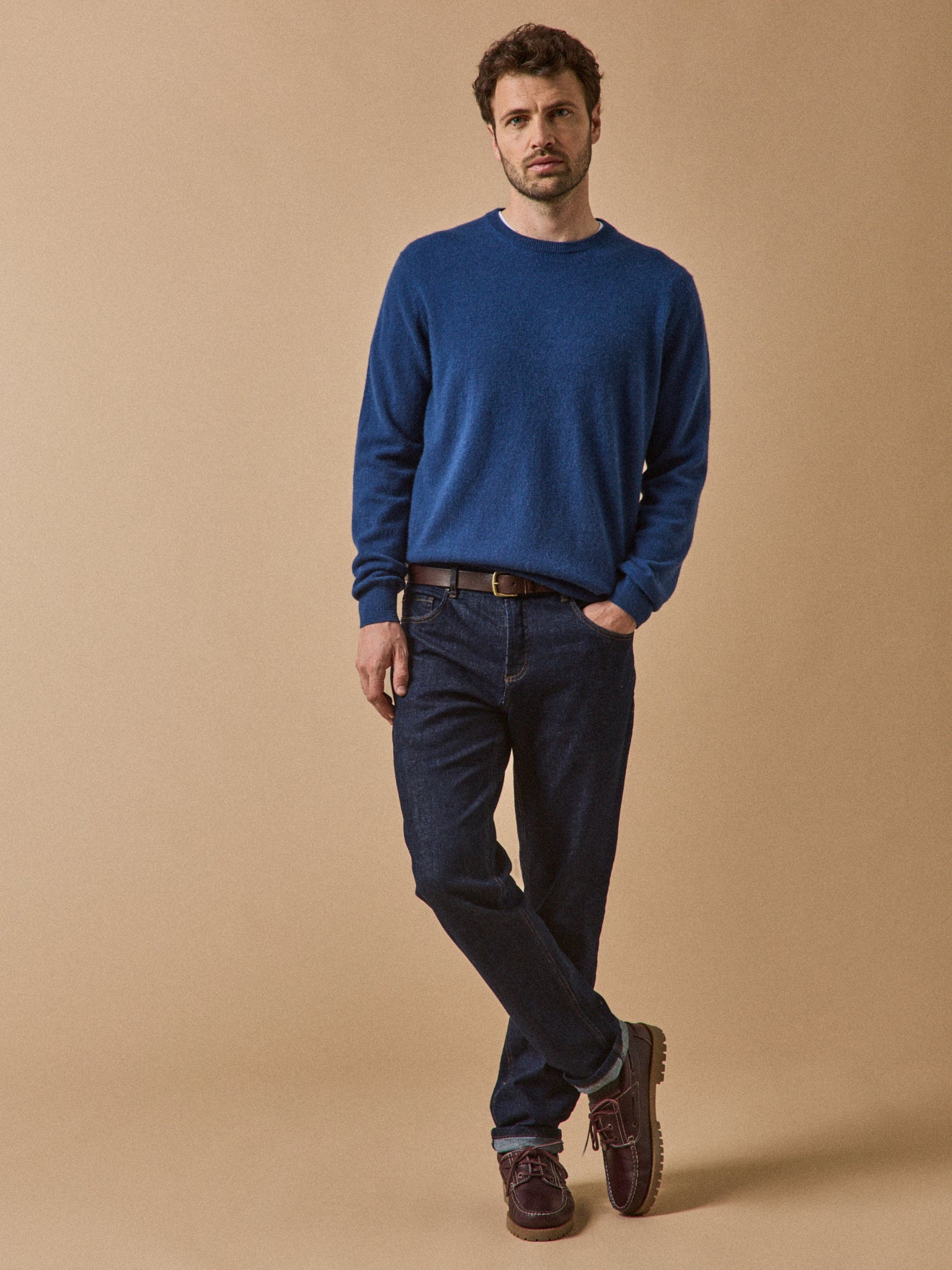 Herrenpullover aus Kaschmir mit rundem Halsausschnitt