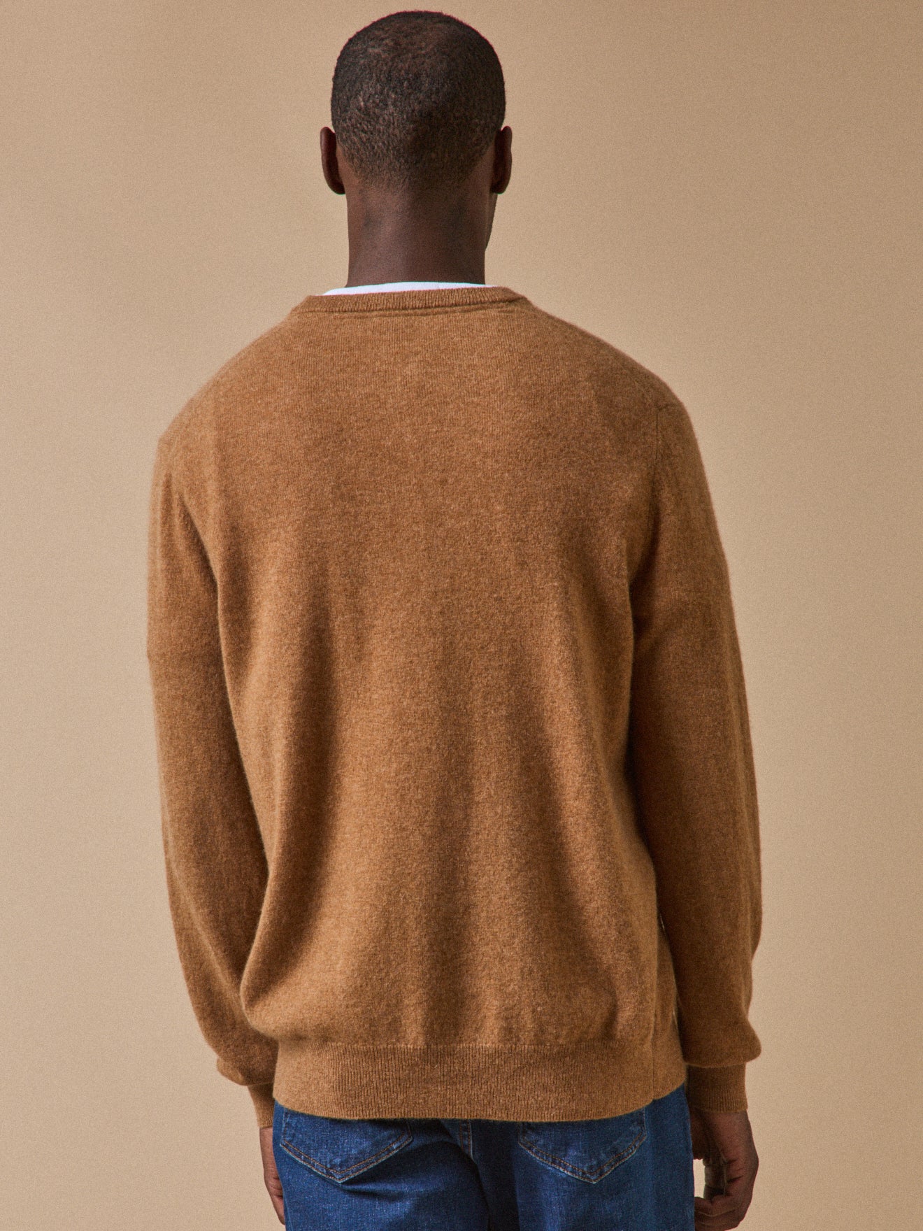 Herrenpullover aus Kaschmir mit rundem Halsausschnitt