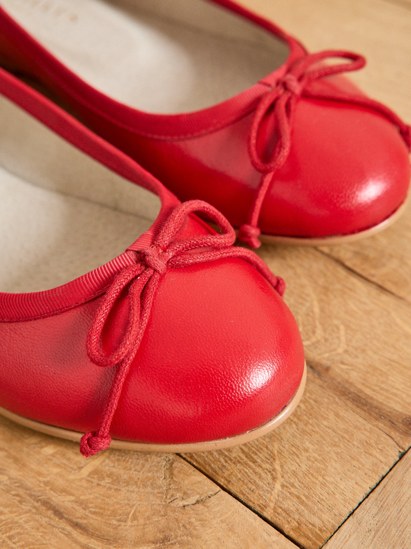 Damen-Ballerinas aus Leder