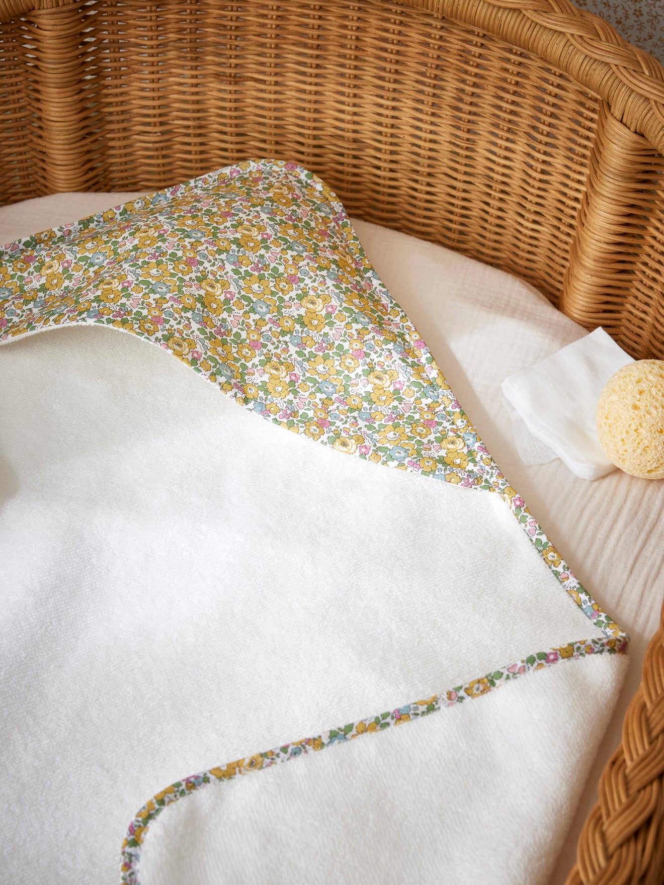 Baby Bade-Cape aus Liberty-Stoff