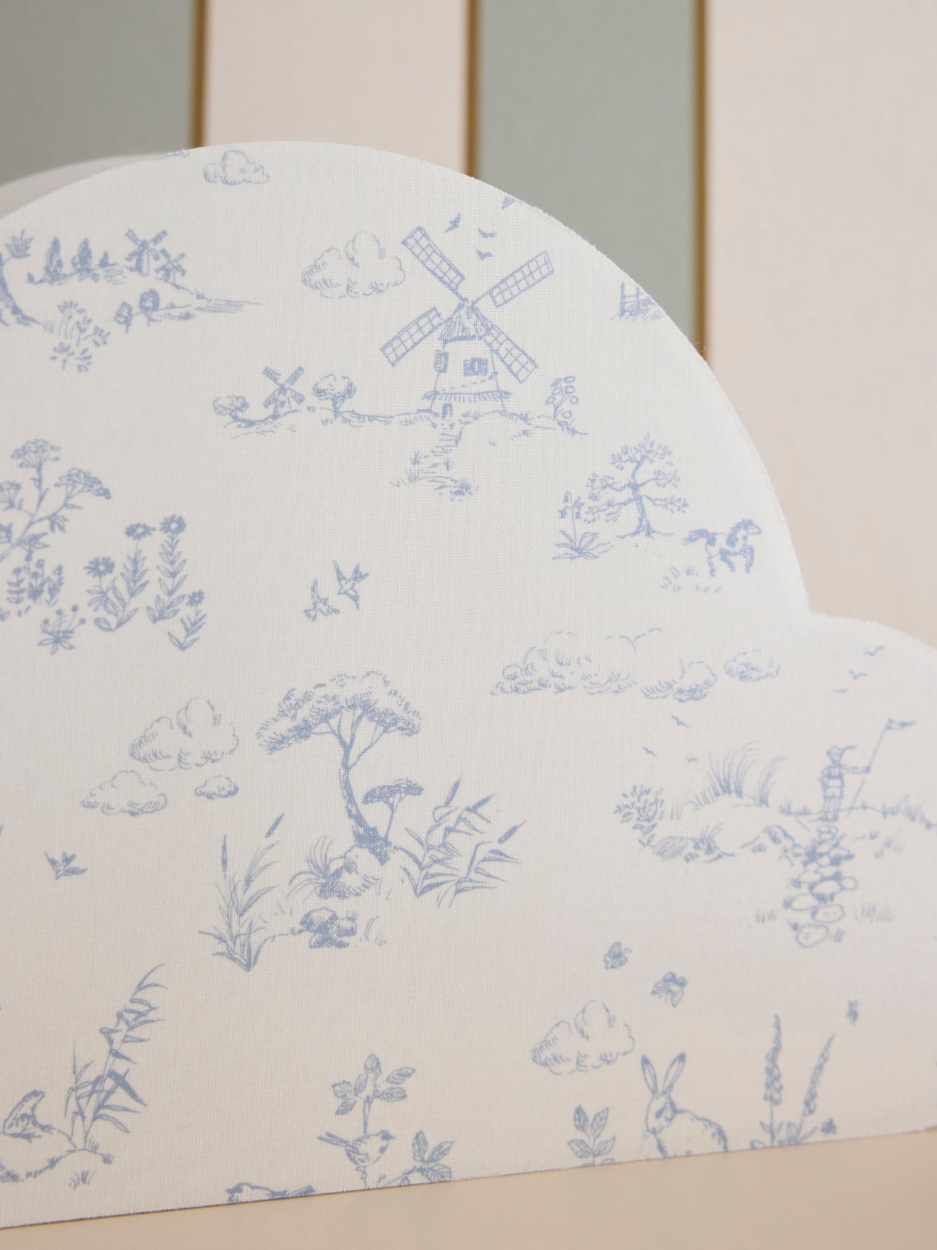 Lampe in Wolkenform mit Liberty-Stoff Jouy-Esprit