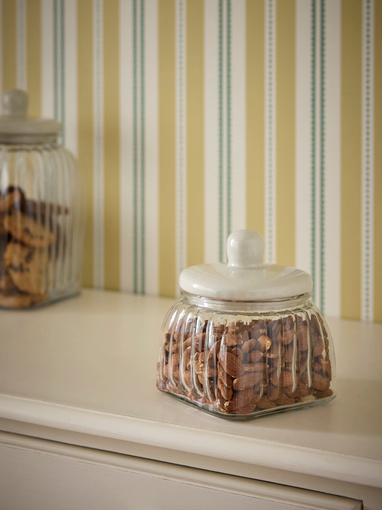Pralinenschale aus Glas und Keramik - kleines Modell