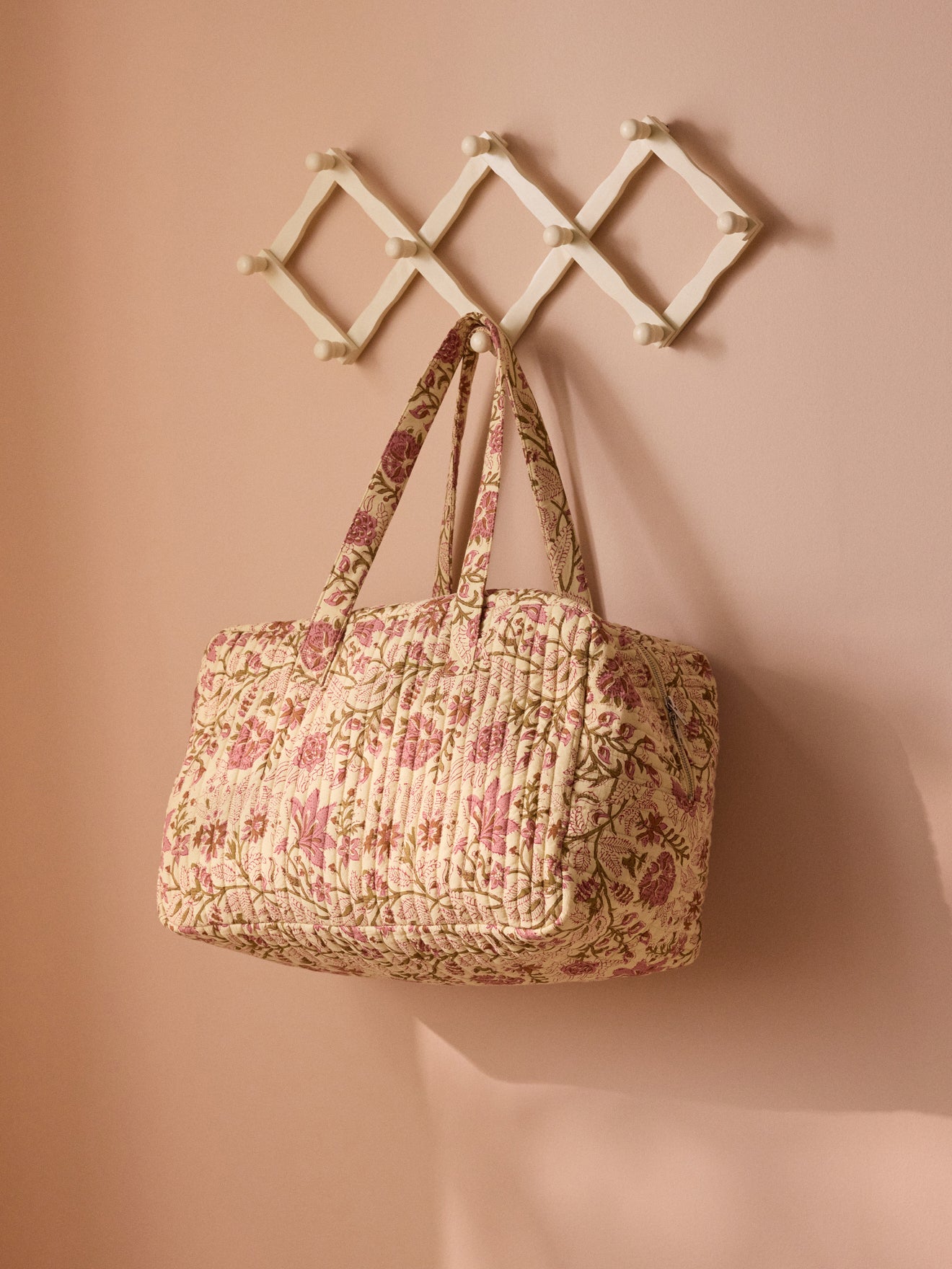 Wochenendtasche mit Blumenmuster