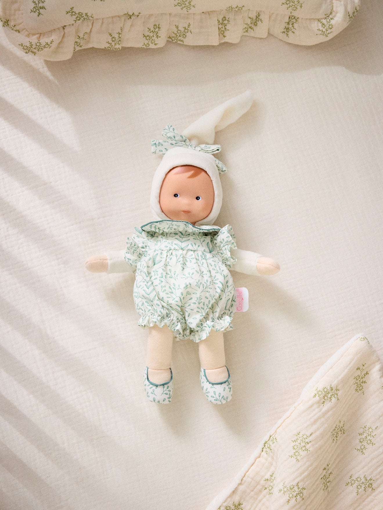 Kuschelige Puppe Mademoiselle Corolle – CYRILLUS & COROLLE