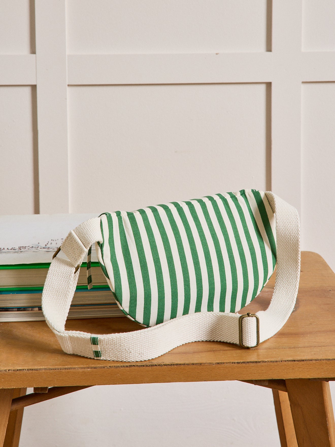 Gestreifte Damen-Gürteltasche