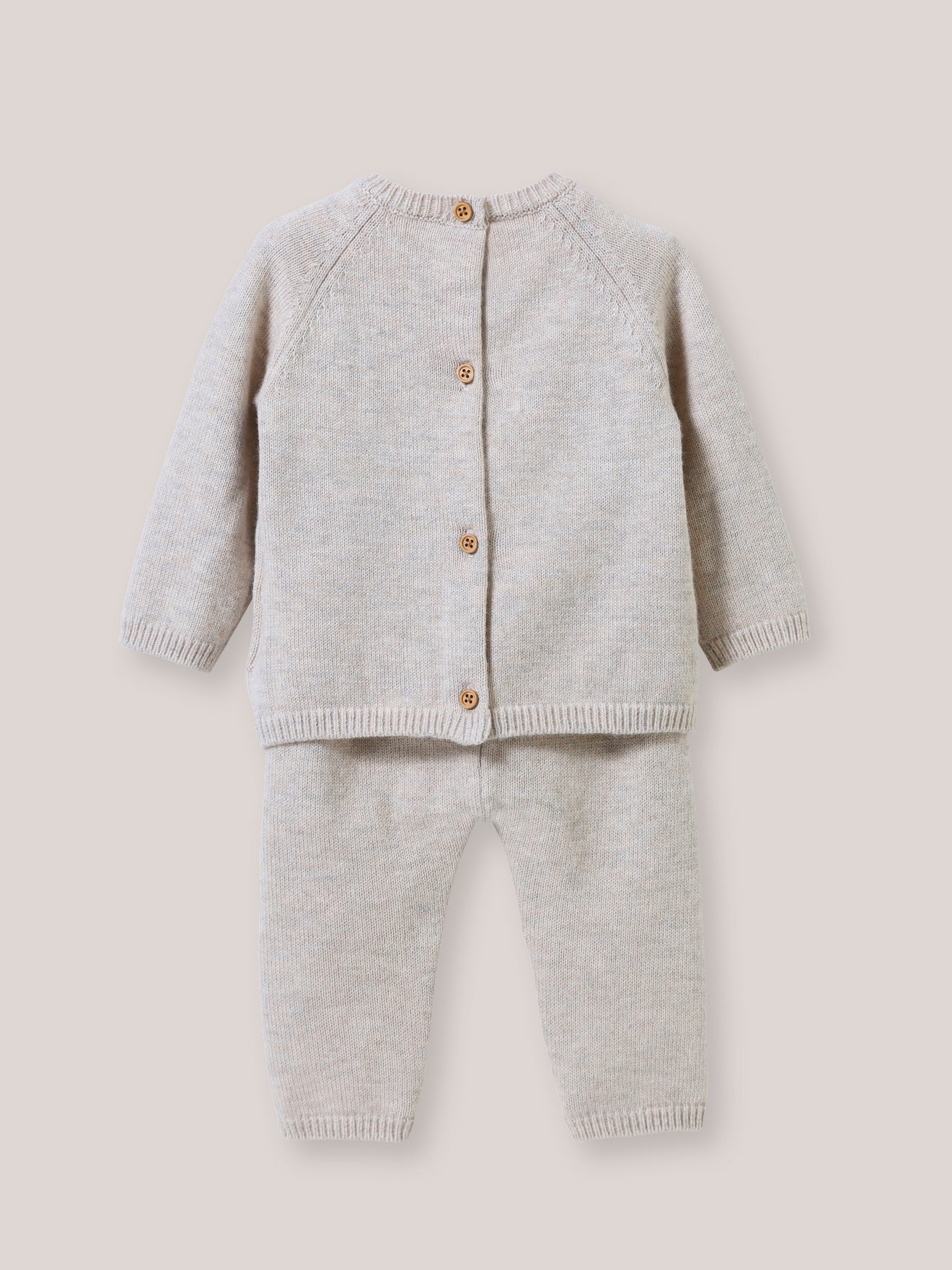 Baby-Strickset mit Wolle