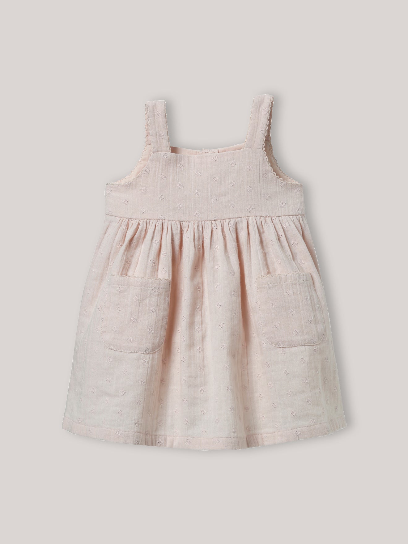 Babykleid aus doppelter Gaze mit Stickerei