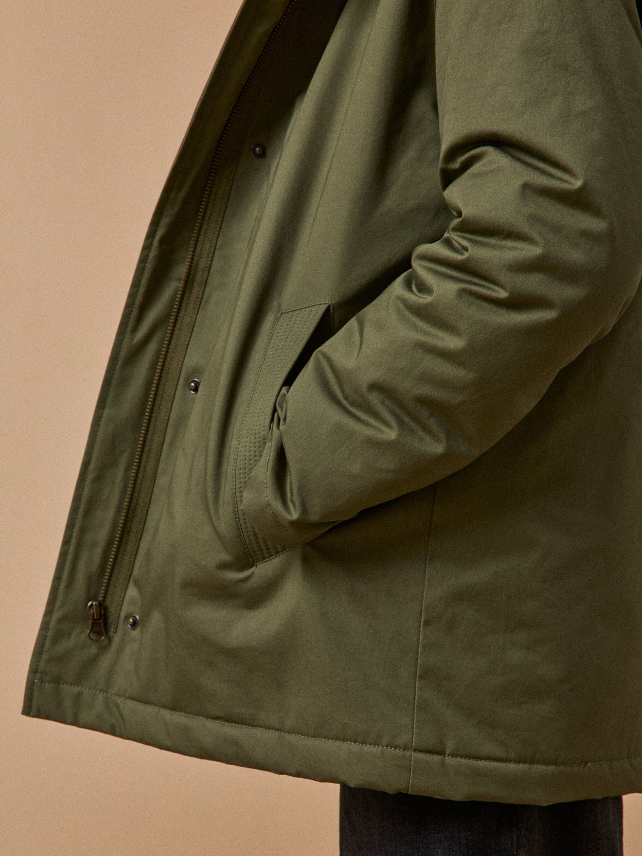 Mädchen-Parka, kurz, mit Leoprint-Futter