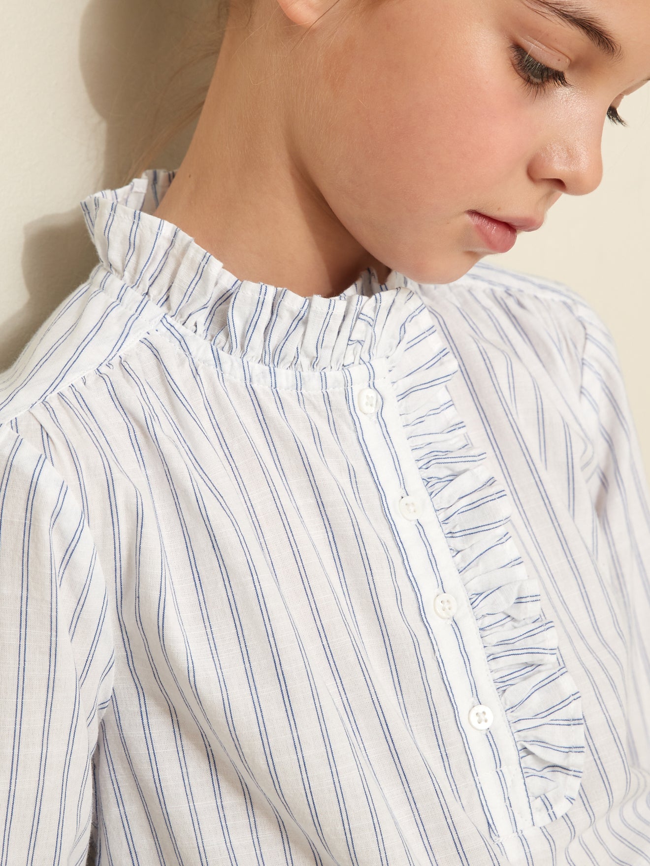 Mädchenbluse mit Streifen
