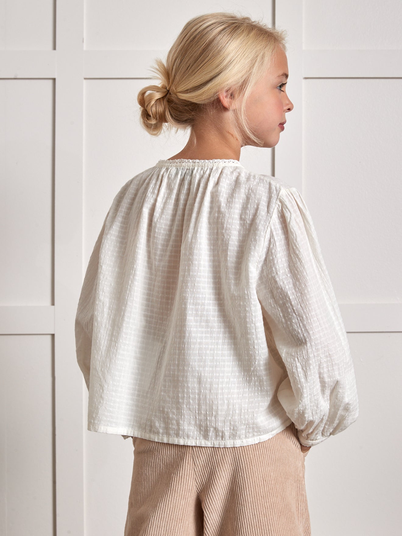 Mädchenbluse aus Seersucker