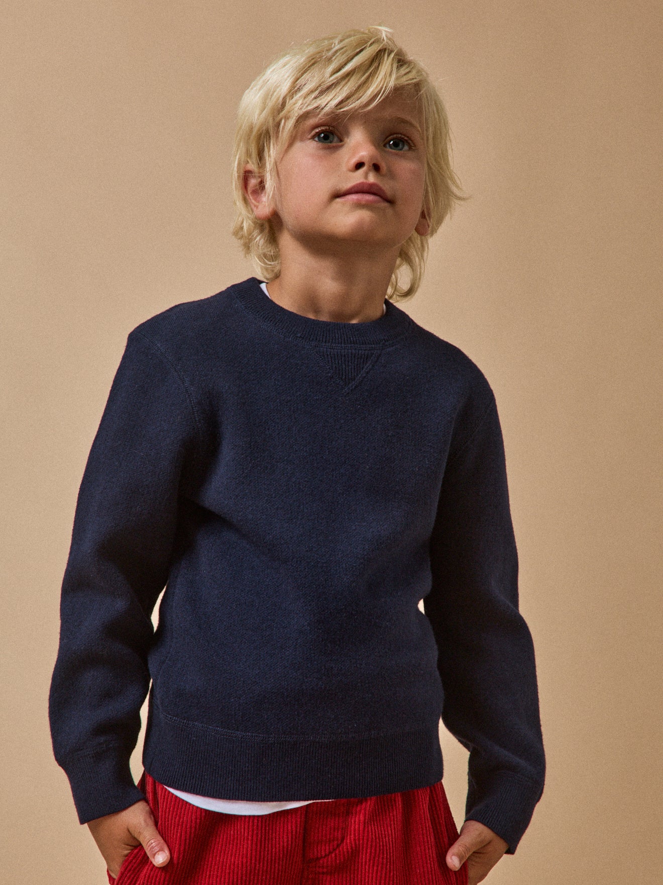 Jungenpullover im Sweatshirt-Stil