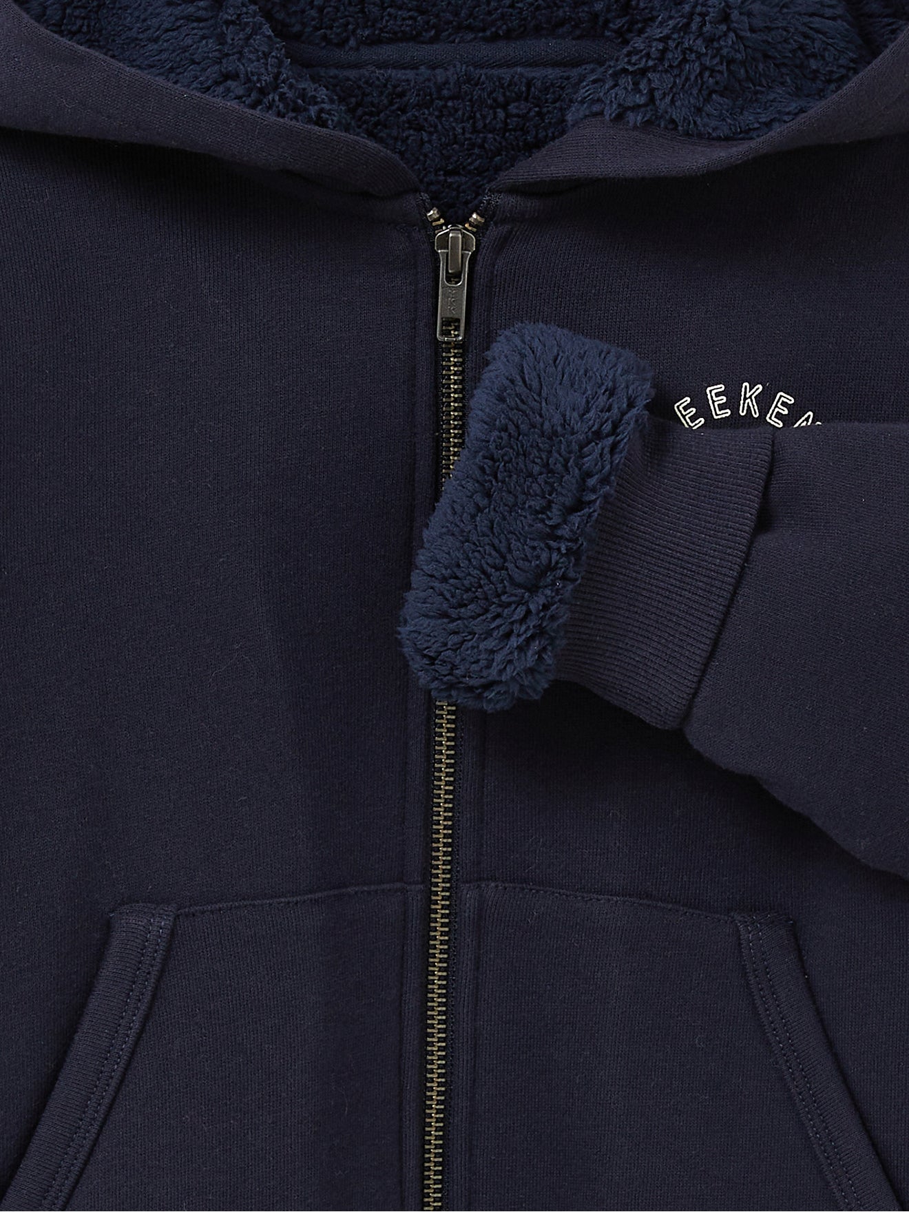 Jungen-Cardigan mit Reißverschluss und Sherpa-Futter