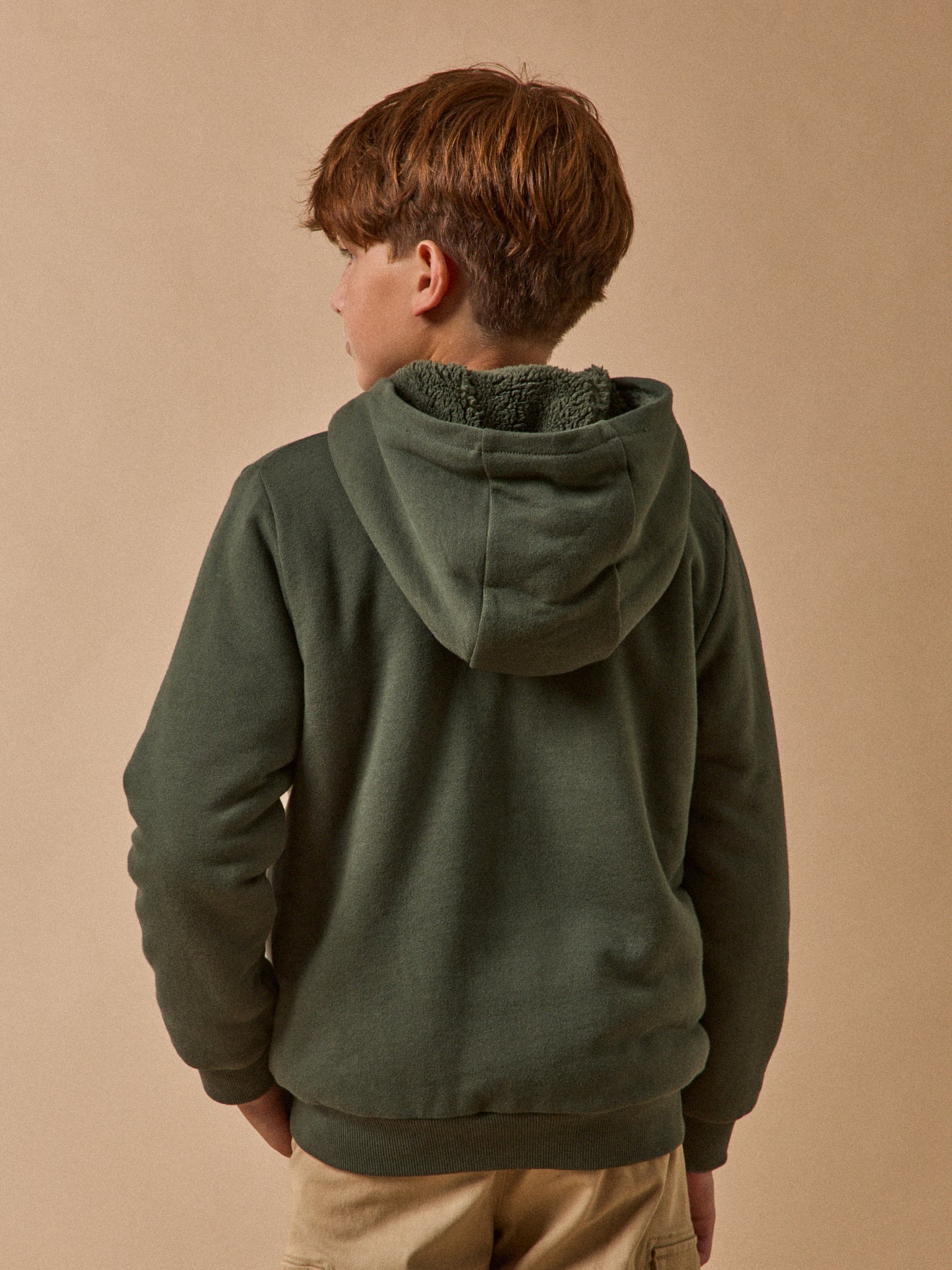 Jungen-Cardigan mit Reißverschluss und Sherpa-Futter