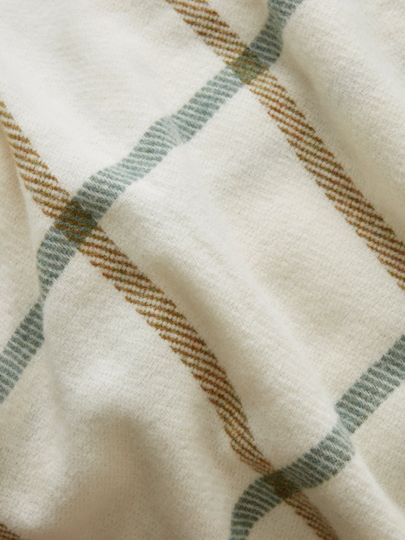 Kariertes XL-Plaid mit Wolle