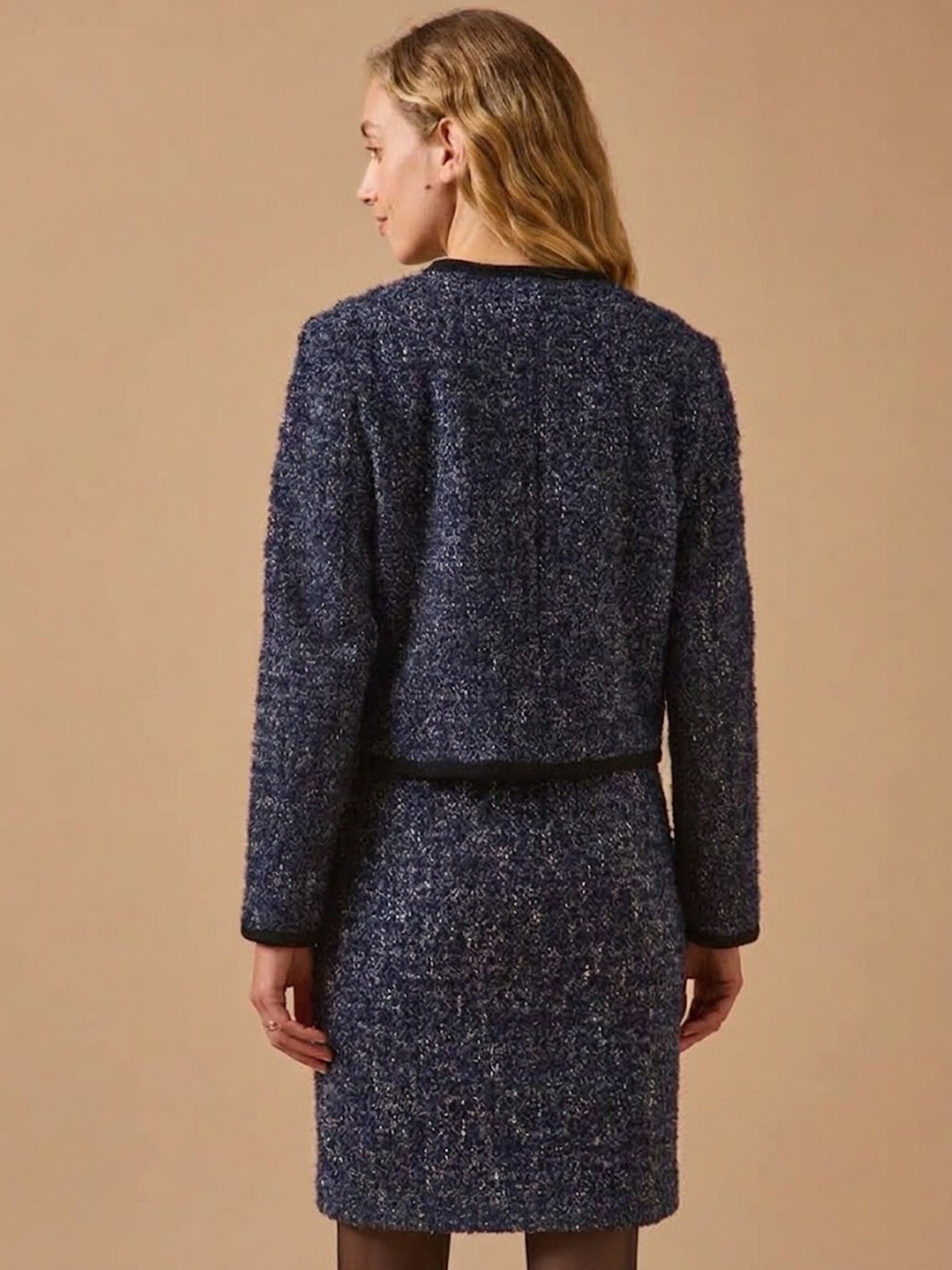Damenjacke ohne Kragen aus Tweed