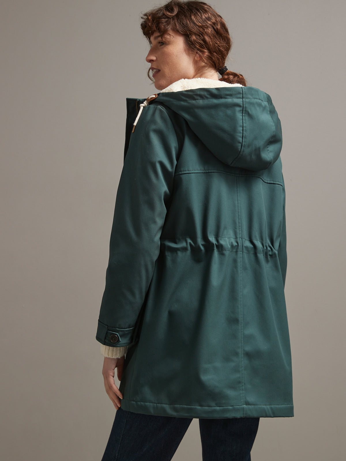 Langer Damen-Parka mit Webpelz und Wattierung