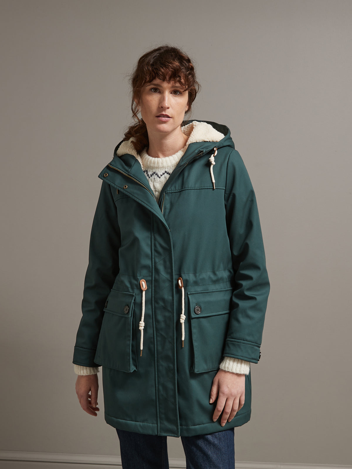 Langer Damen-Parka mit Webpelz und Wattierung
