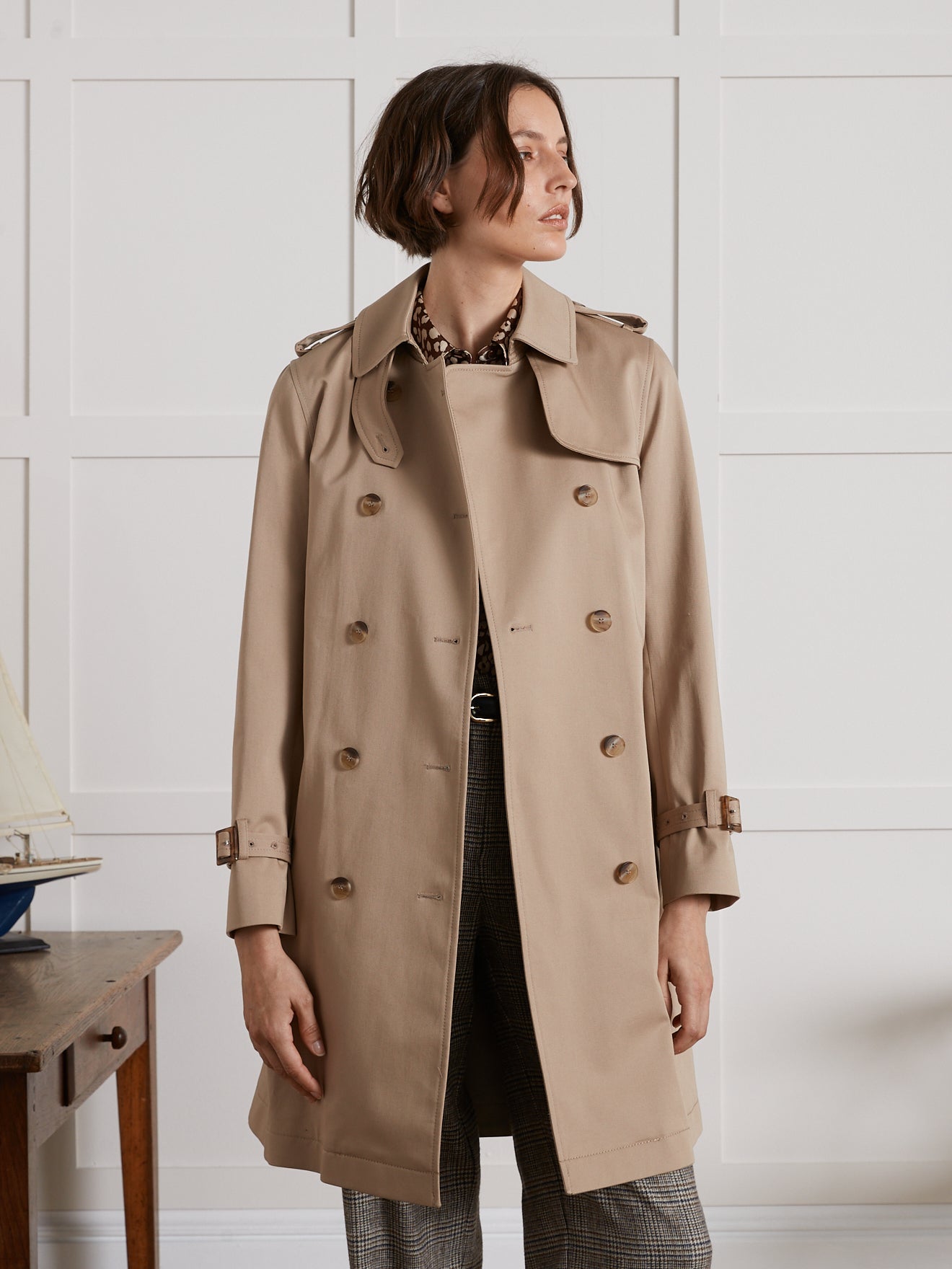 Langer Damen-Trenchcoat