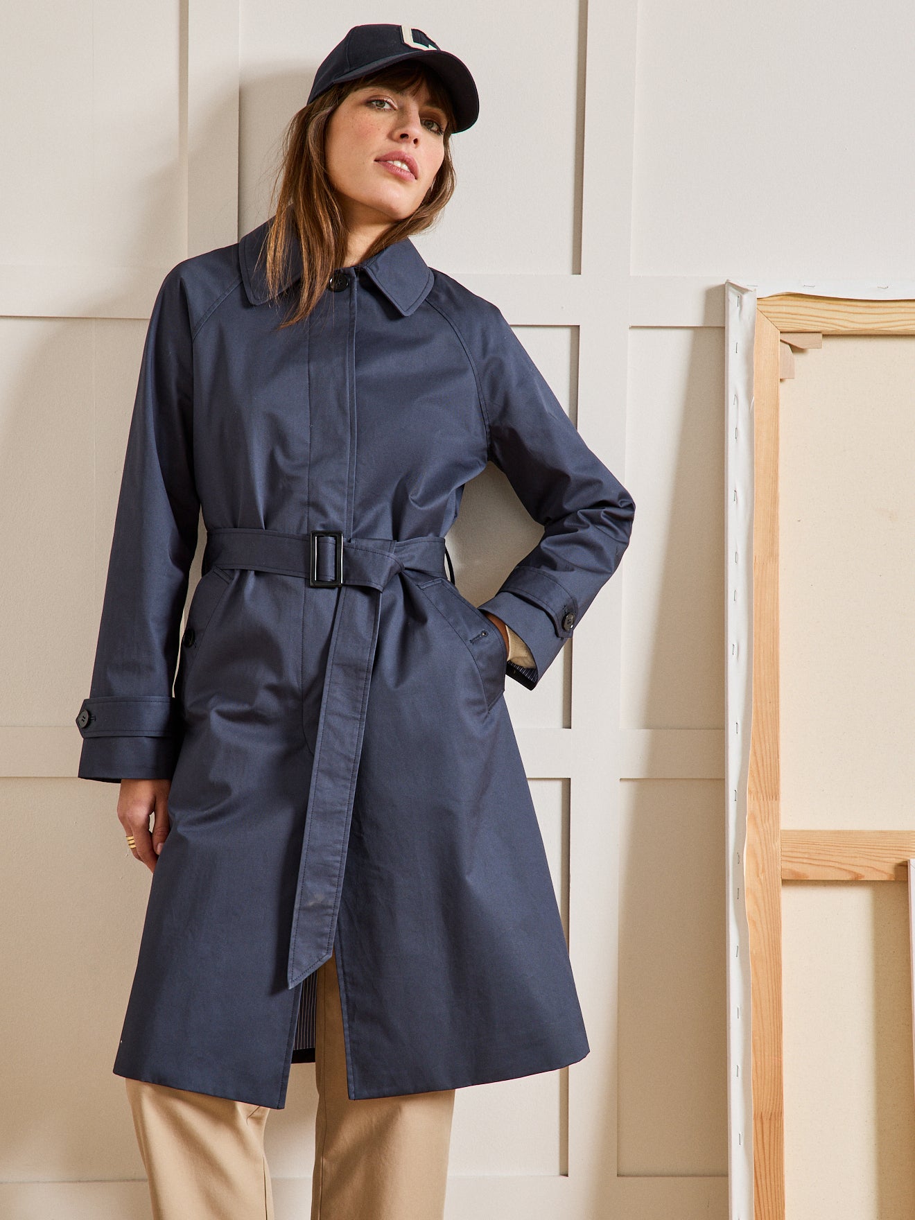 Langer Damen-Trenchcoat mit Raglanärmeln