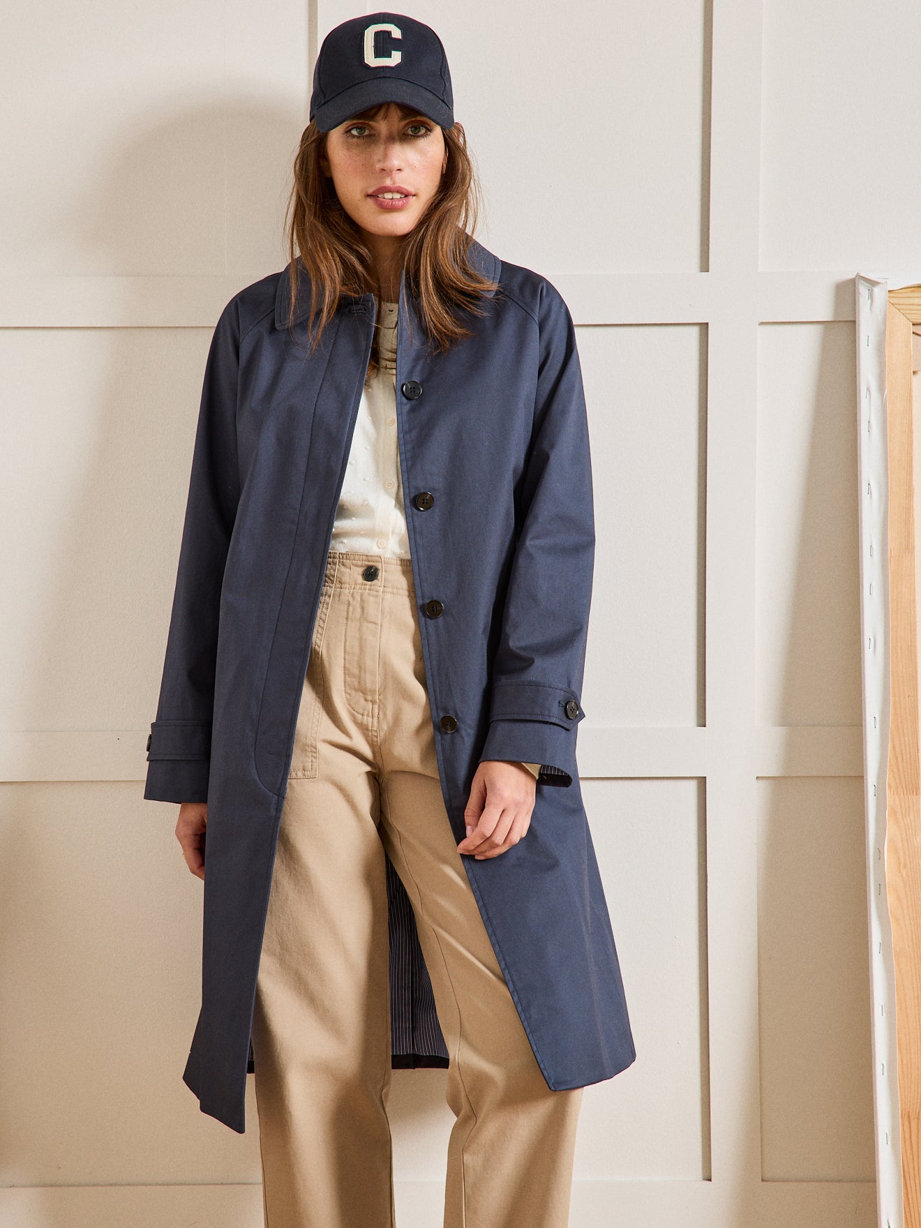 Langer Damen-Trenchcoat mit Raglanärmeln