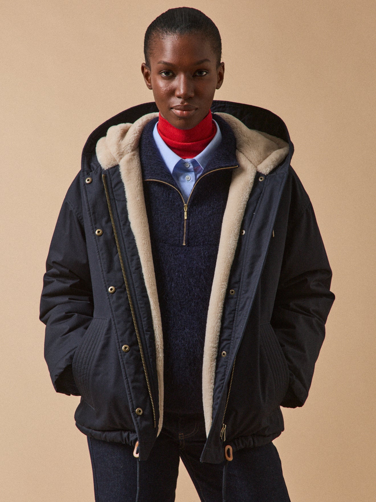 Kurzer Damen-Parka mit Webpelz-Futter