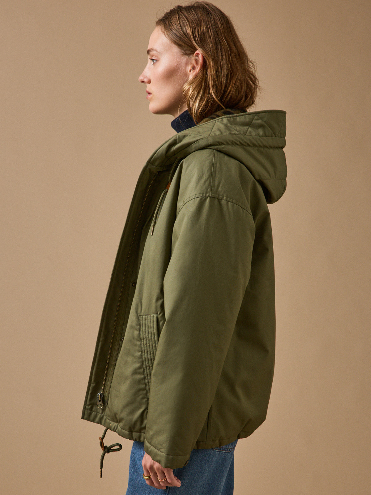 Kurzer Damen-Parka mit Webpelz-Futter