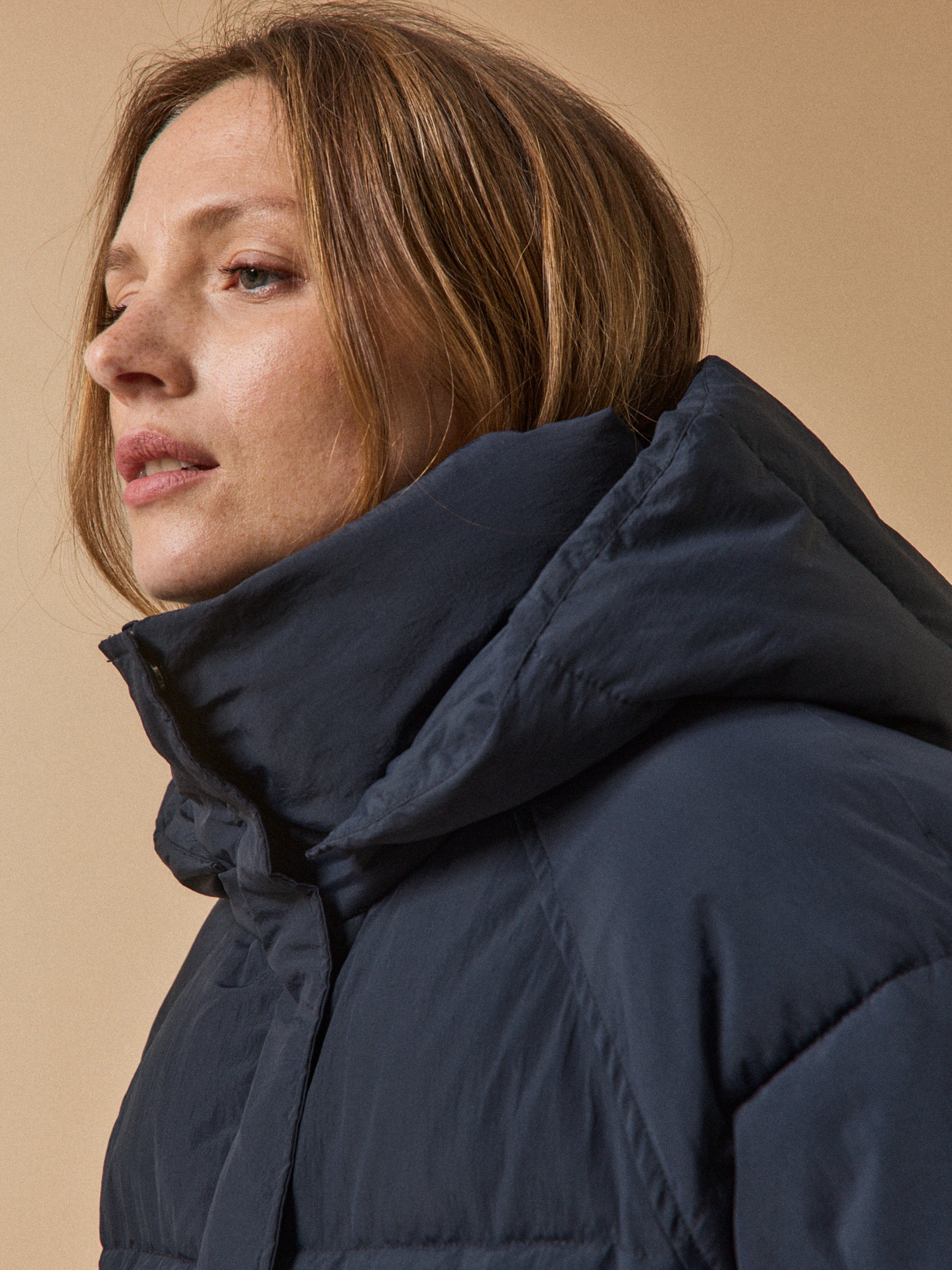 Wattierte Damen-Daunenjacke