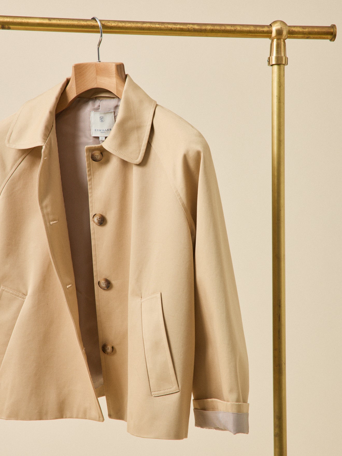 Kurzer Damen-Trenchcoat aus Bio-Baumwolle