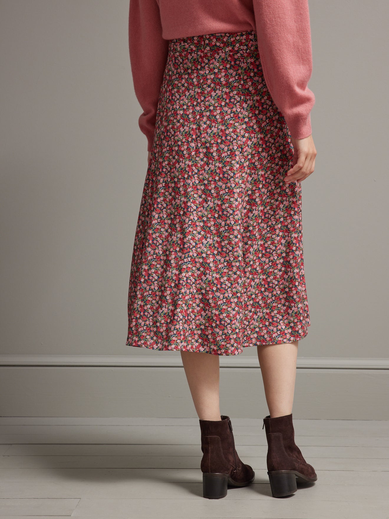 Halblanger Damenrock aus Liberty-Stoff - Limited Collection