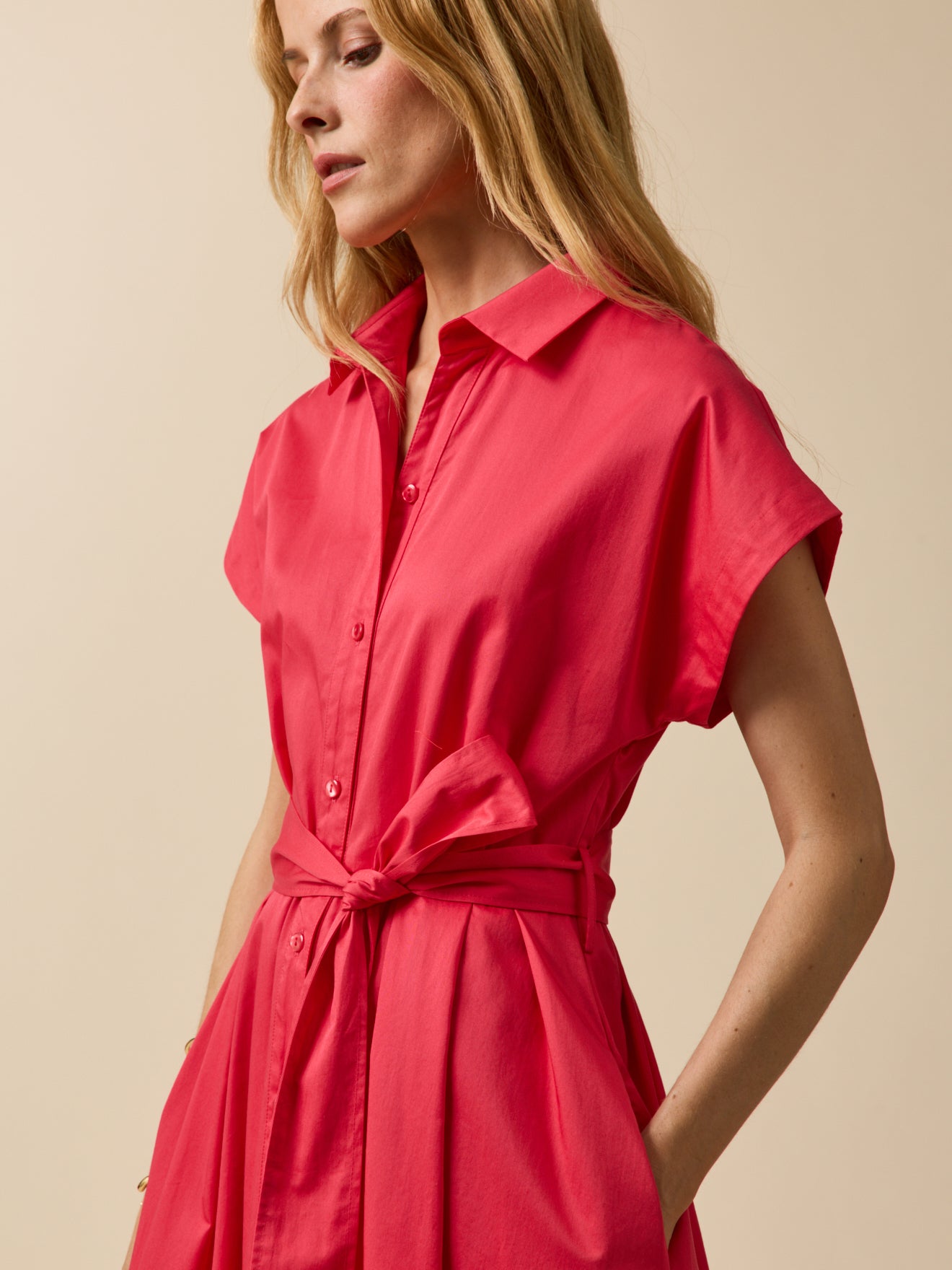 Damen-Festkleid aus satinierter Popeline