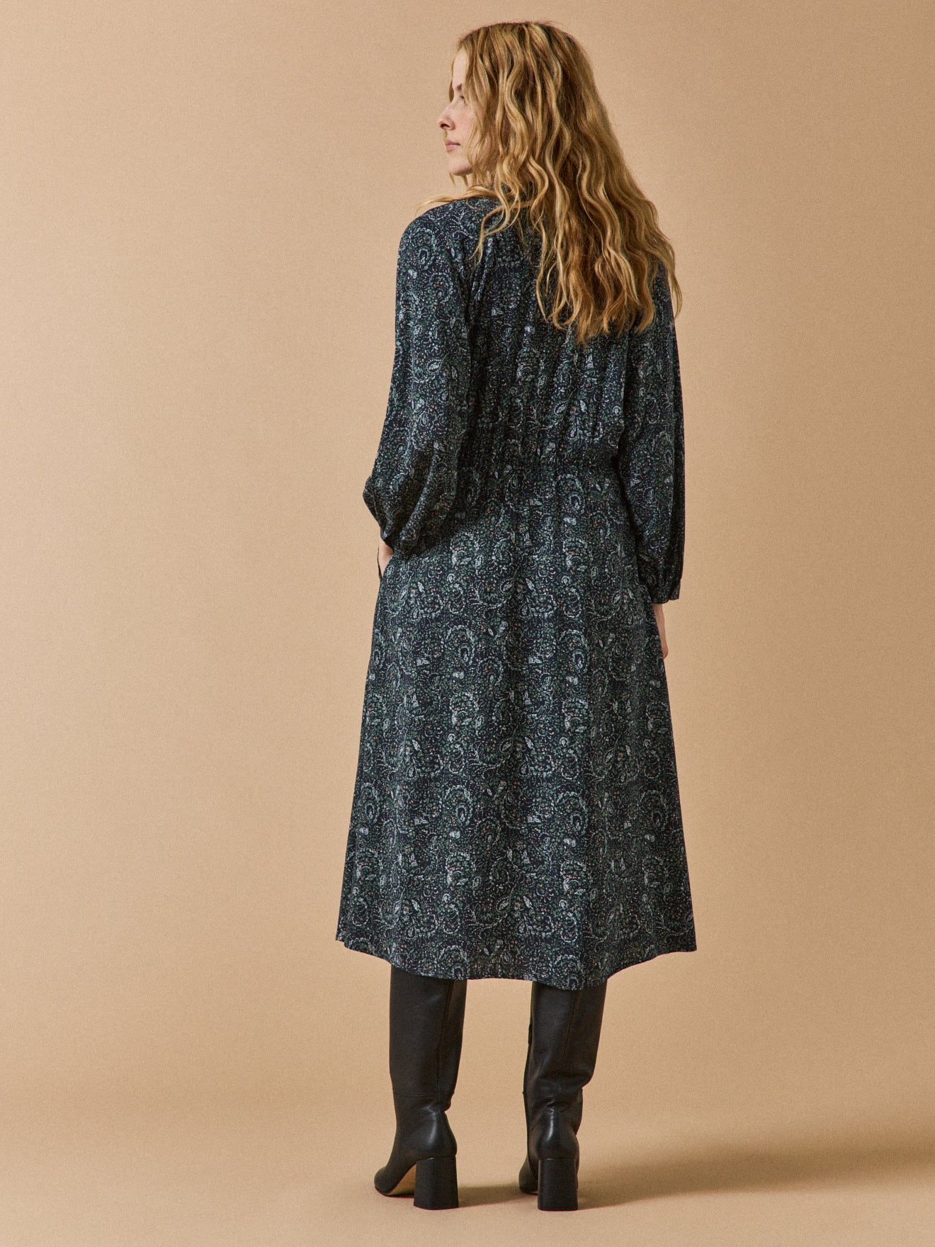 Damenkleid mit Noelia-Print von Pablo Piatti