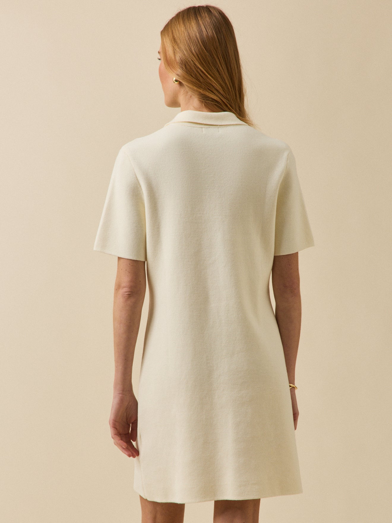 Kurzes Damen-Polokleid aus Milanostrick
