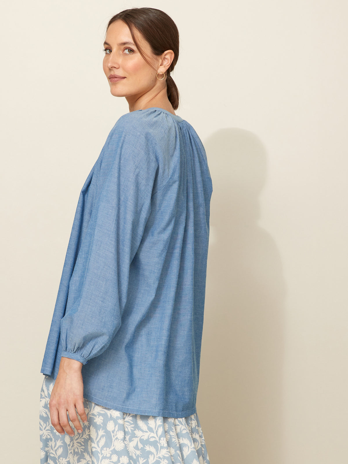 Damenbluse aus leichtem Chambray