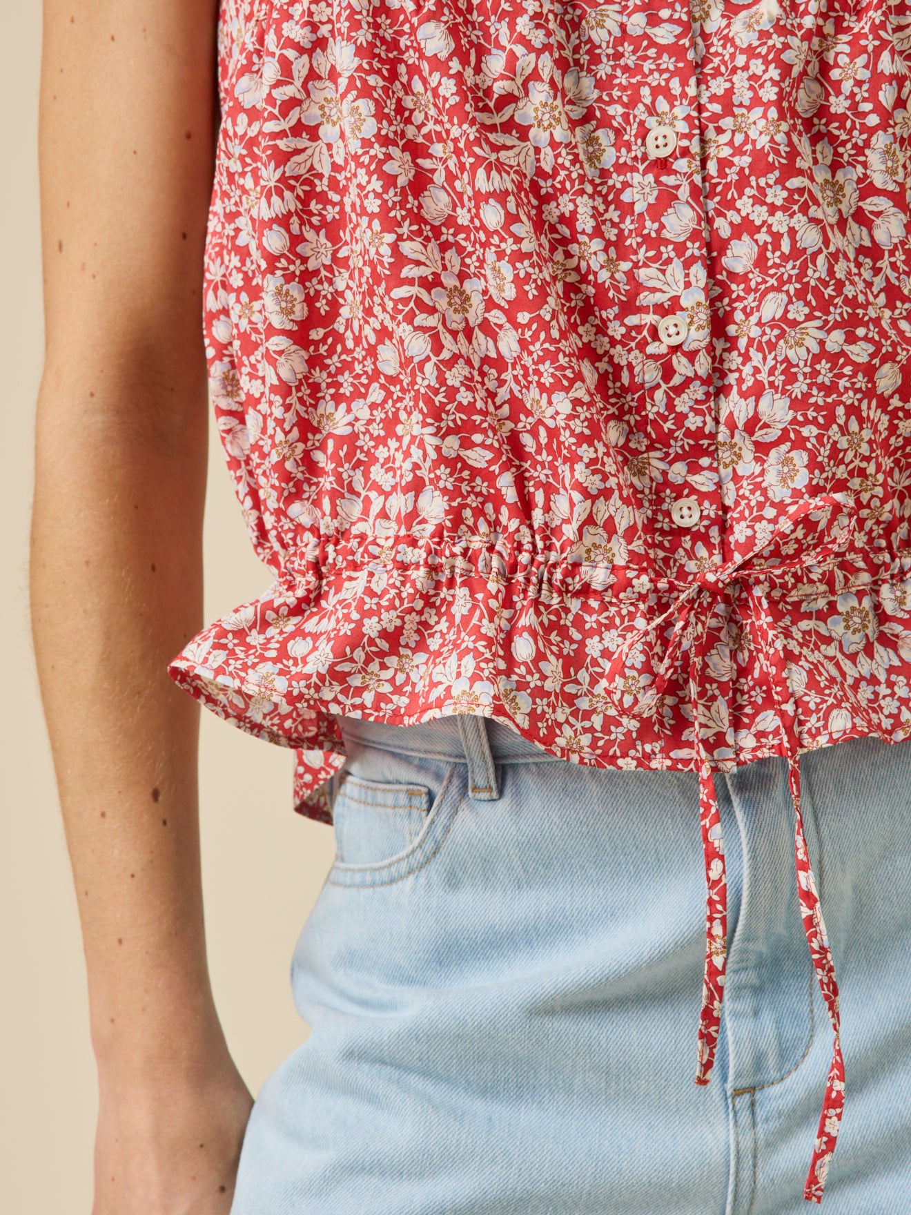 Geknöpfter Damen-Top aus Liberty-Stoff - Limited Collection