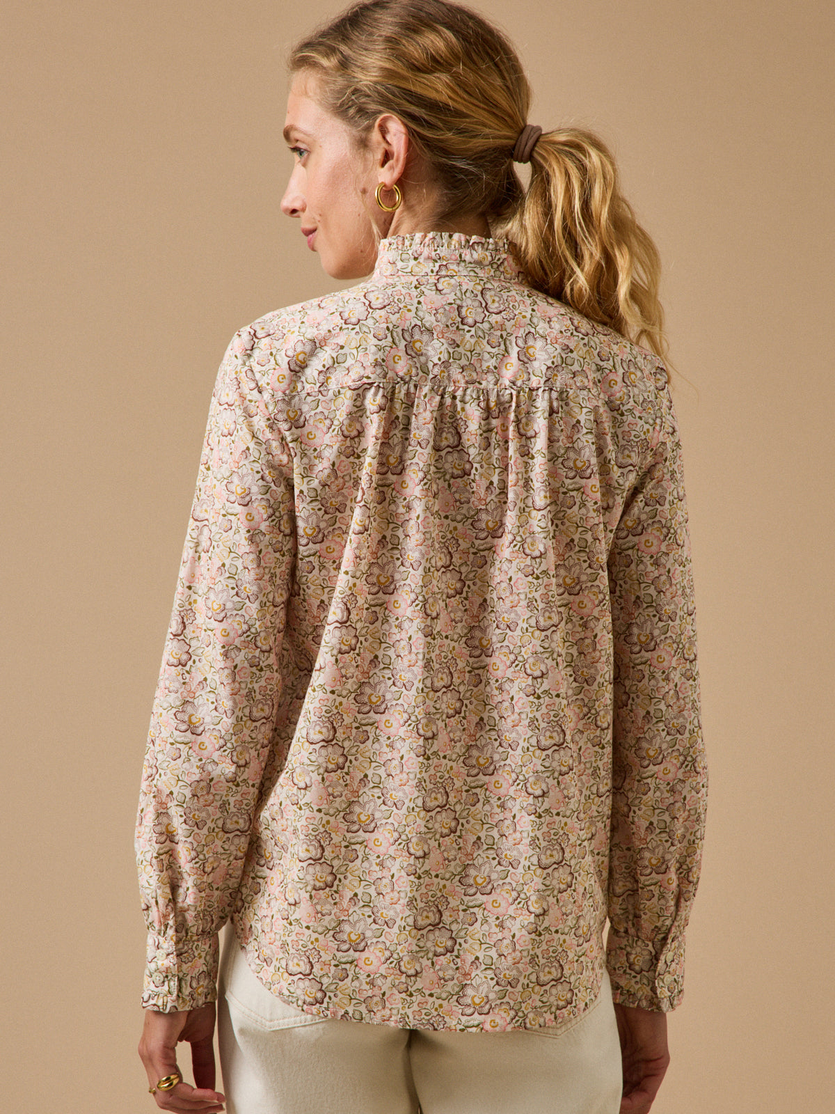 Damenbluse aus Liberty-Stoff – Modell Émilie