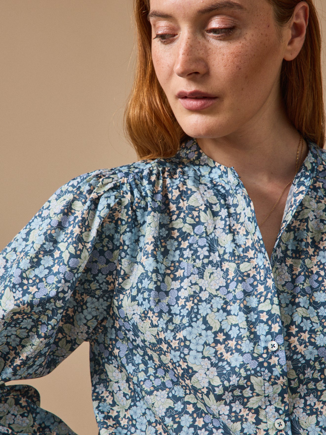 Damenbluse aus Liberty-Stoff