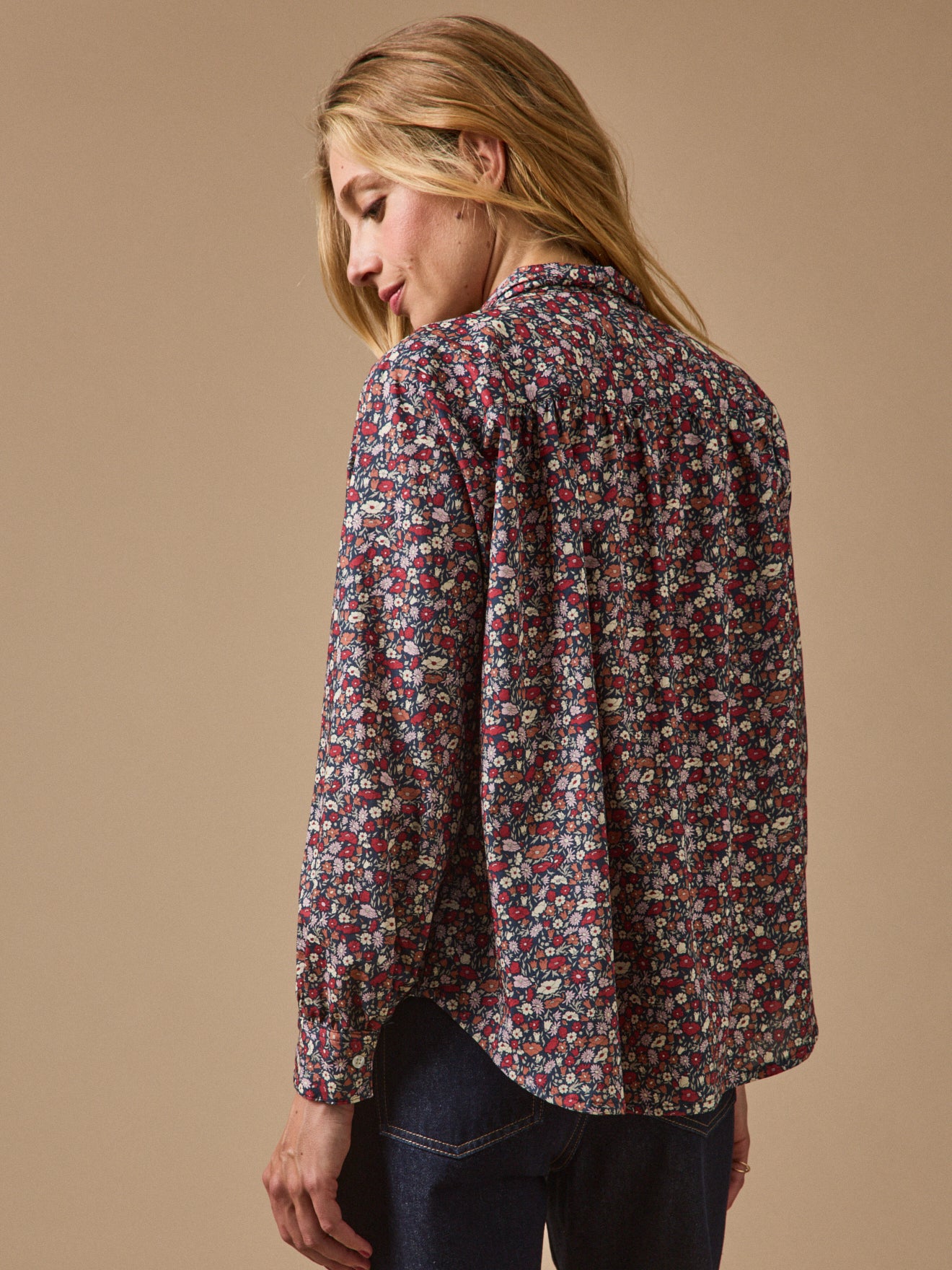 Damenbluse aus Liberty-Stoff Petal&Daisy