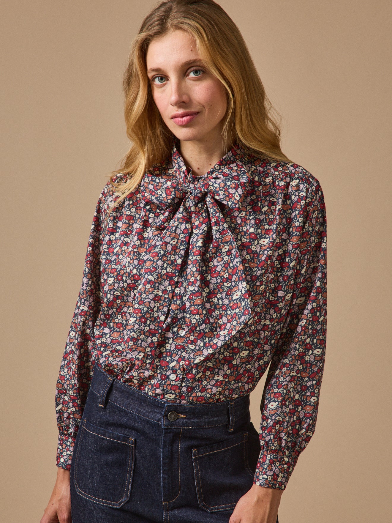 Damenbluse aus Liberty-Stoff Petal&Daisy