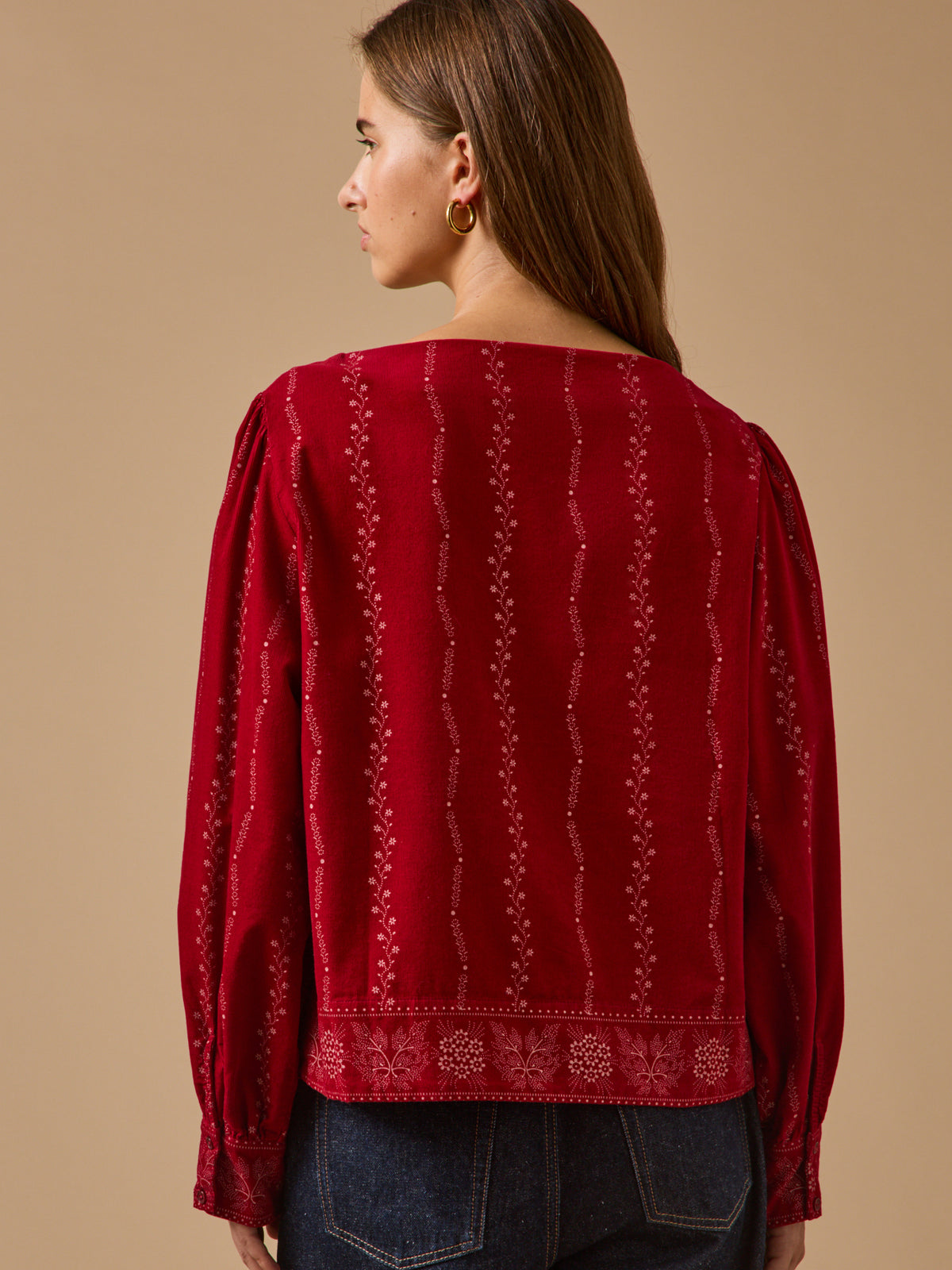 Damenbluse aus Velour und Babycord mit Folk-Print