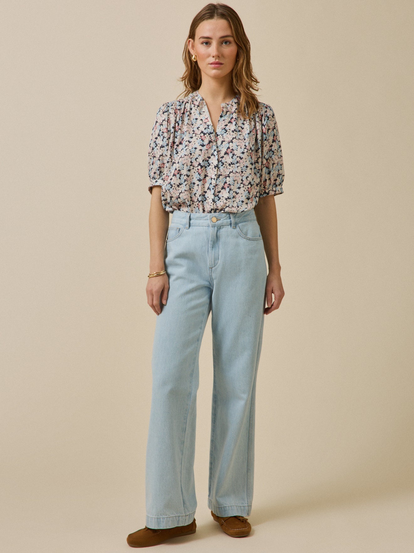 Damenbluse mit Fleurs Pop-Print