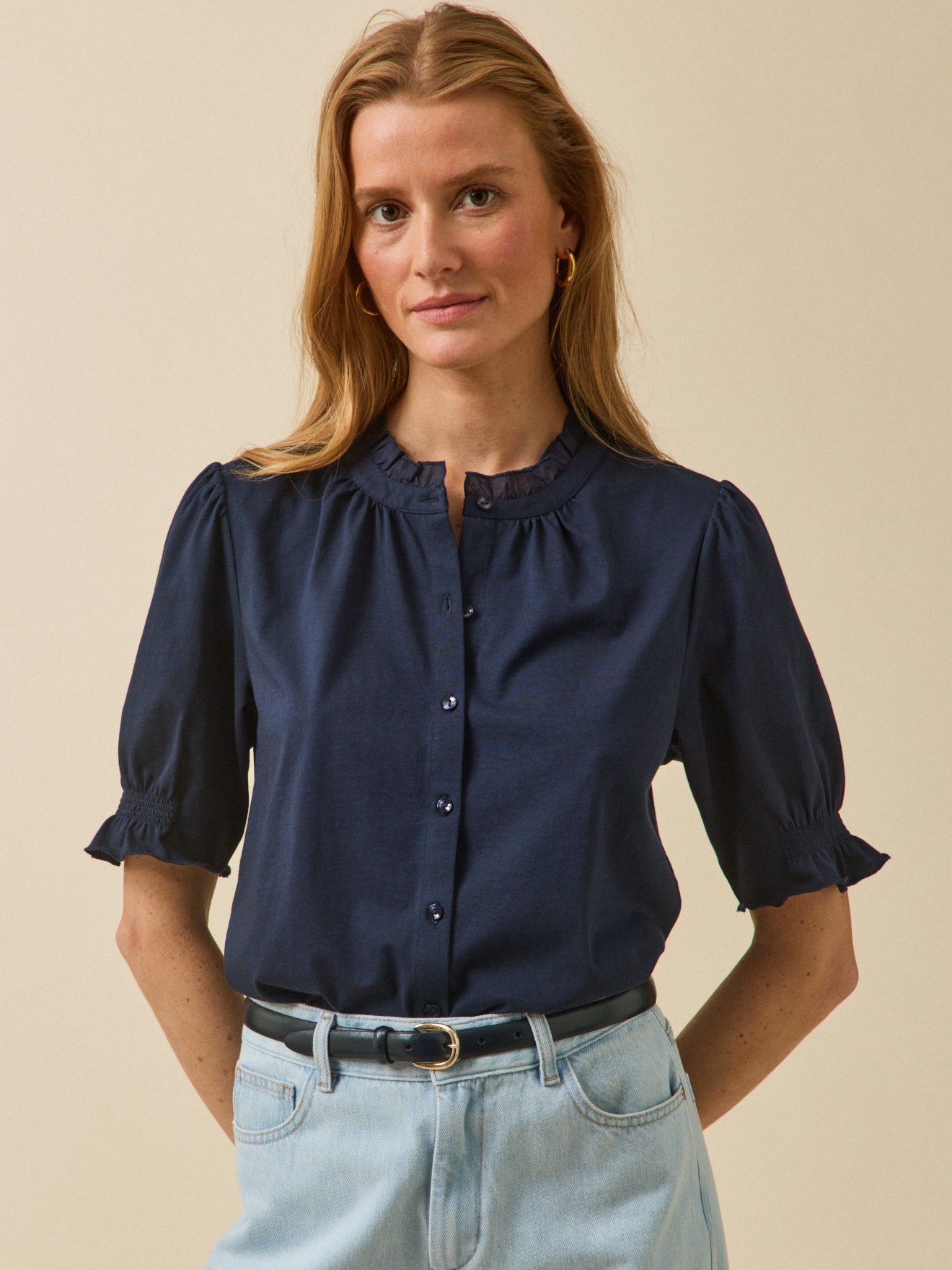 Damenbluse aus Bio-Baumwolle mit Volants