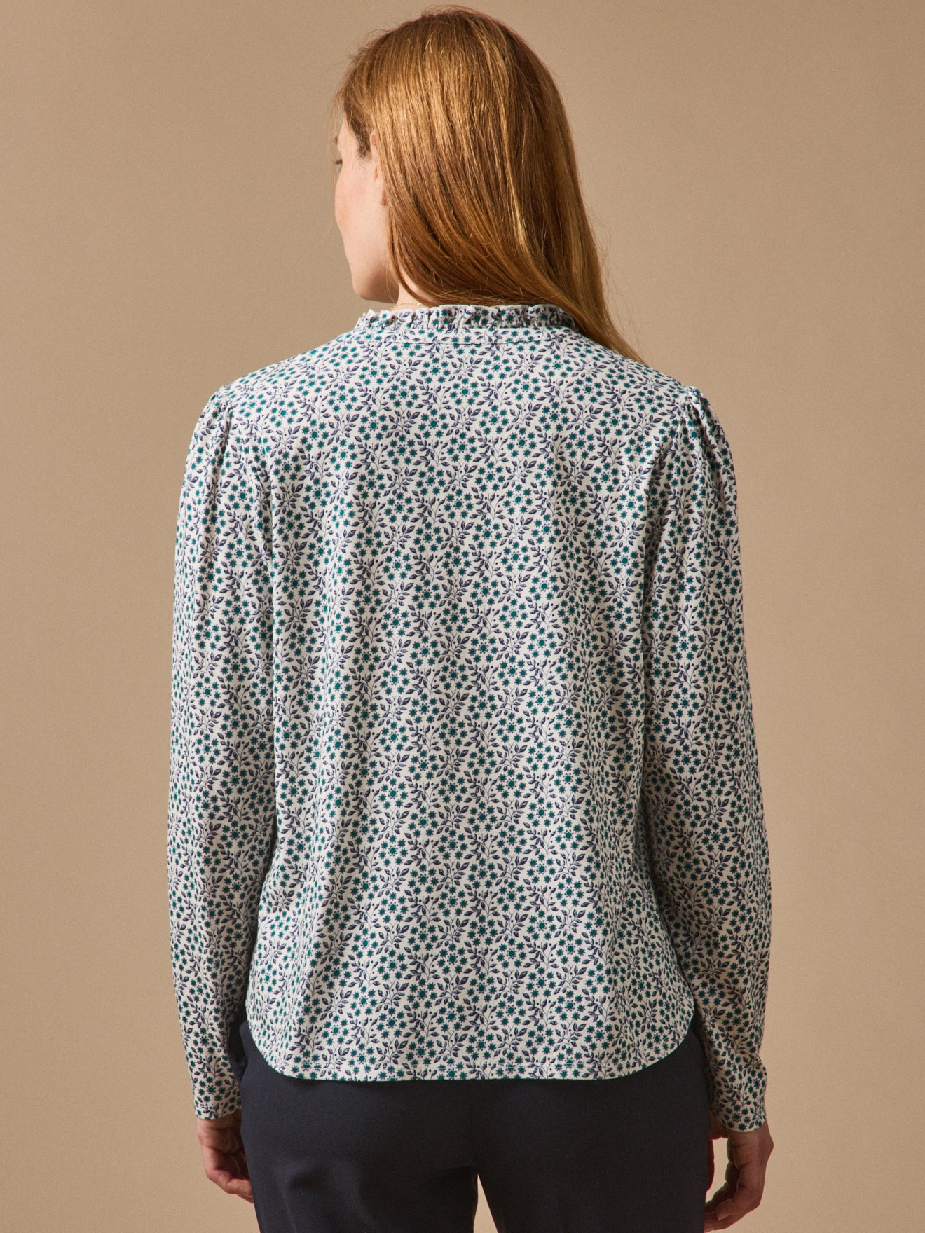 Damenbluse mit Rüschenkragen und Ophélia-Print